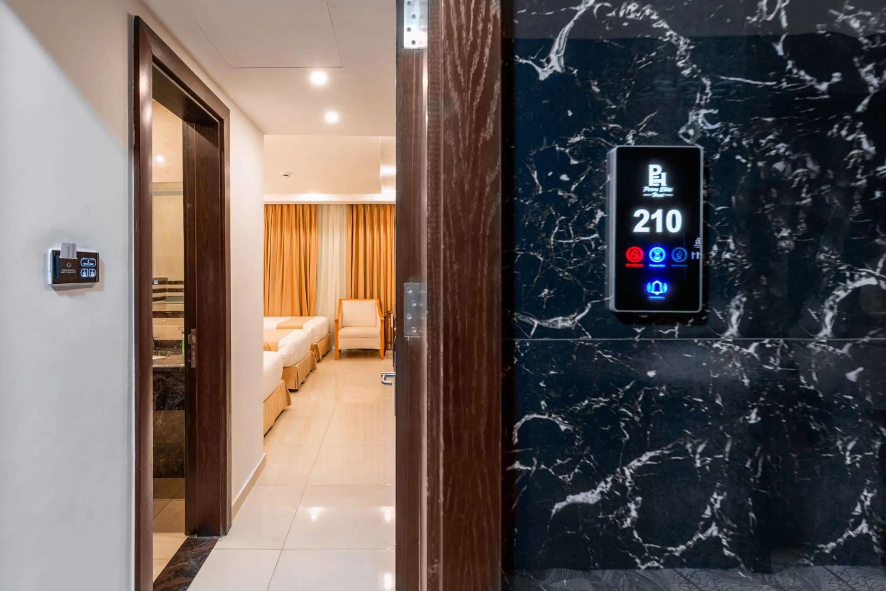 Bed in Petra Elite Hotel