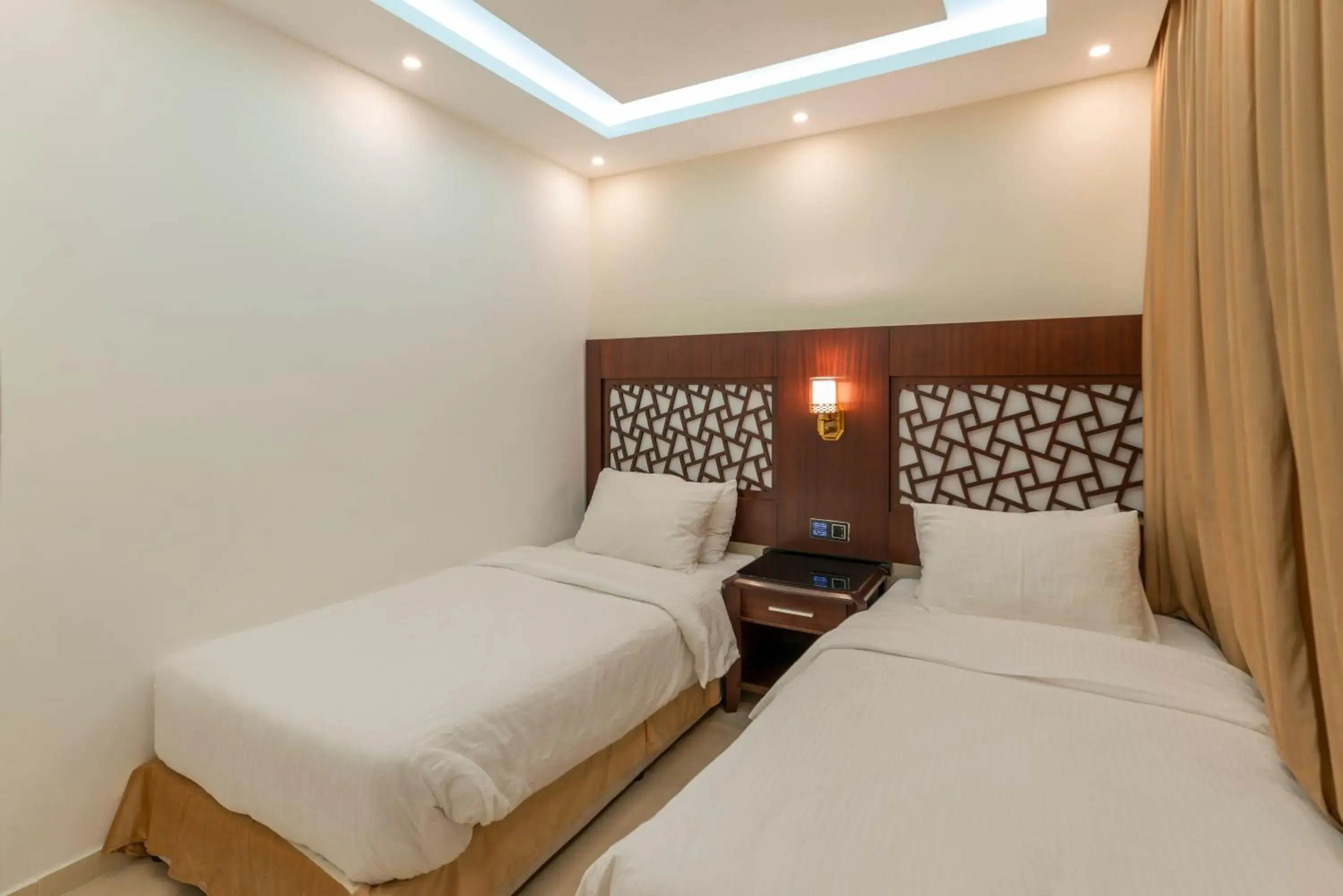 Deluxe Double or Twin Room with Mountain View - single occupancy in Petra Elite Hotel Deluxe Double or Twin Room with Mountain View - single occupancy in Petra Elite Hotel