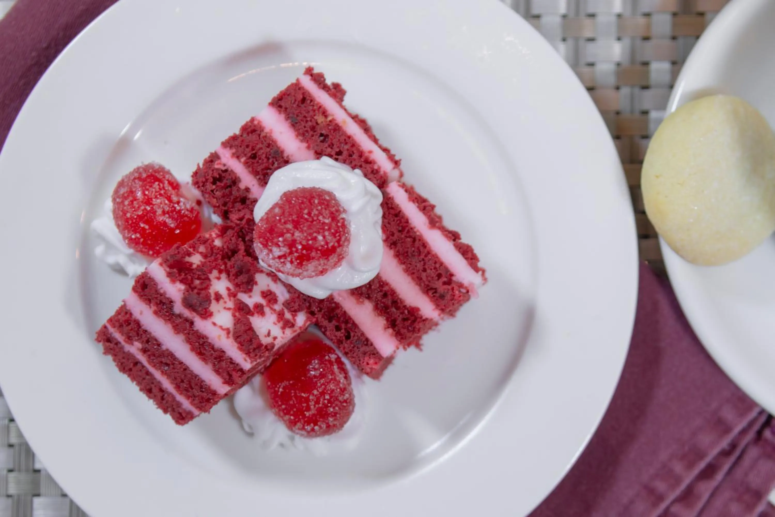 Food and drinks in Petra Elite Hotel