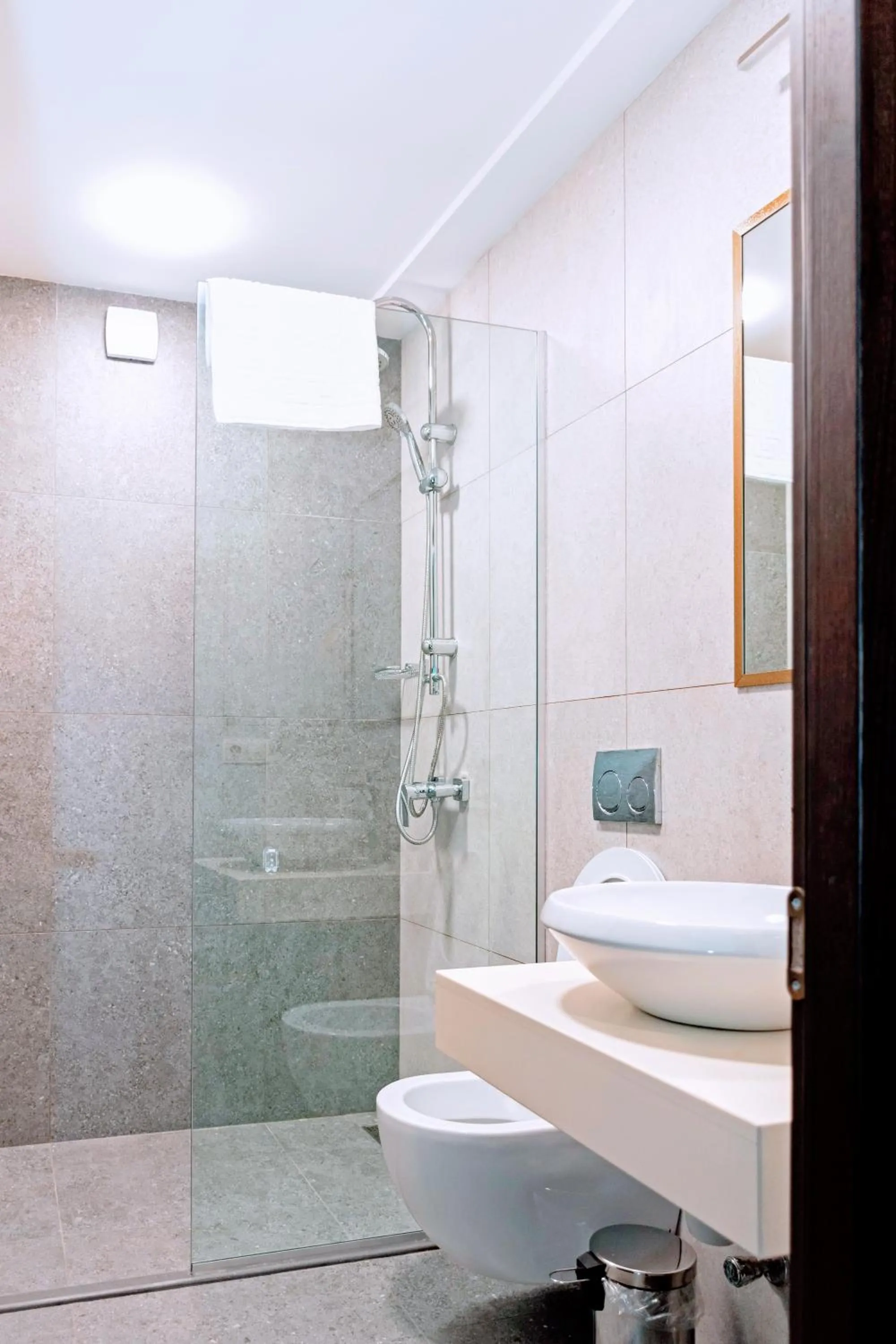 Bathroom in Paliani Hotel