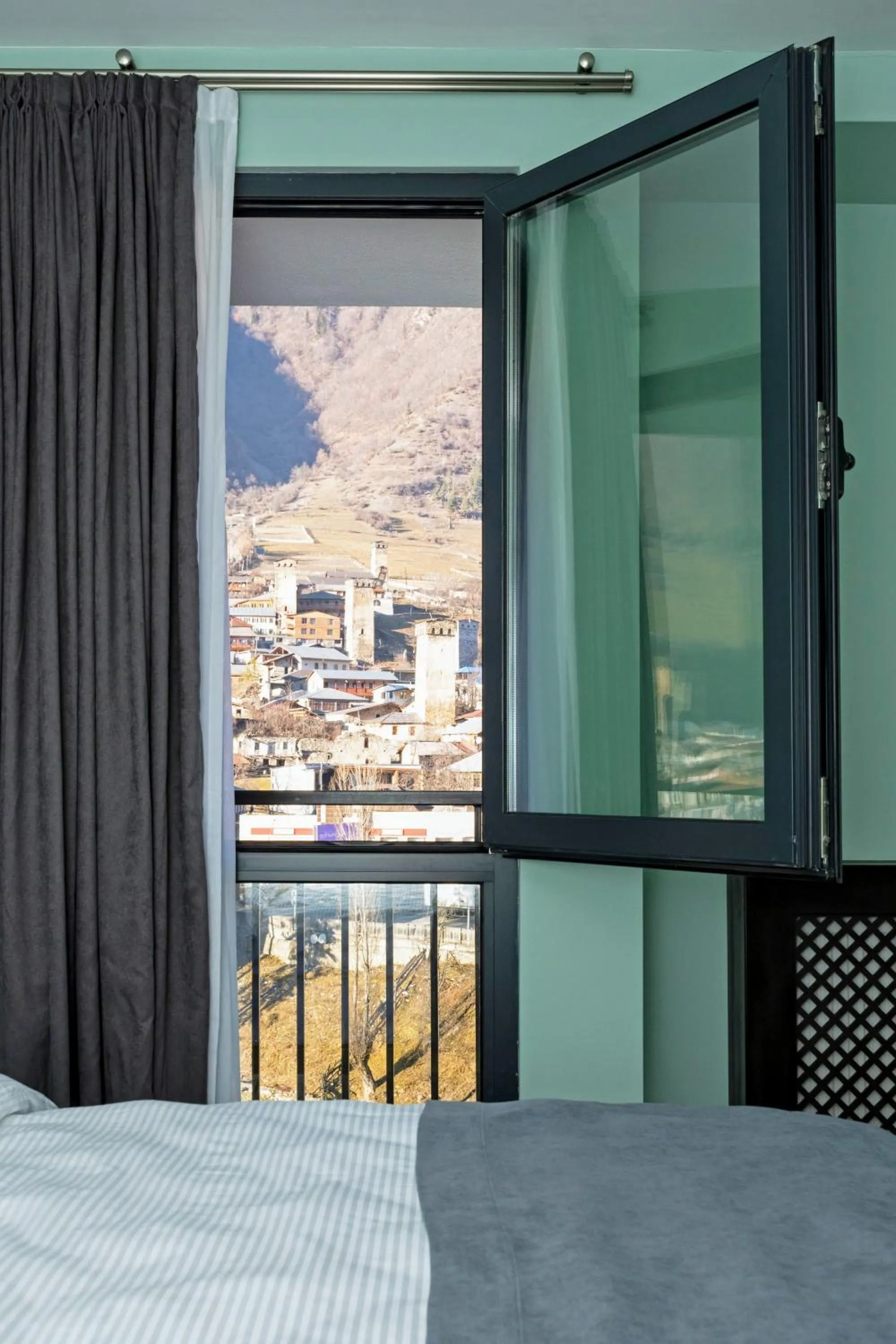 Balcony/Terrace, Bed in Paliani Hotel