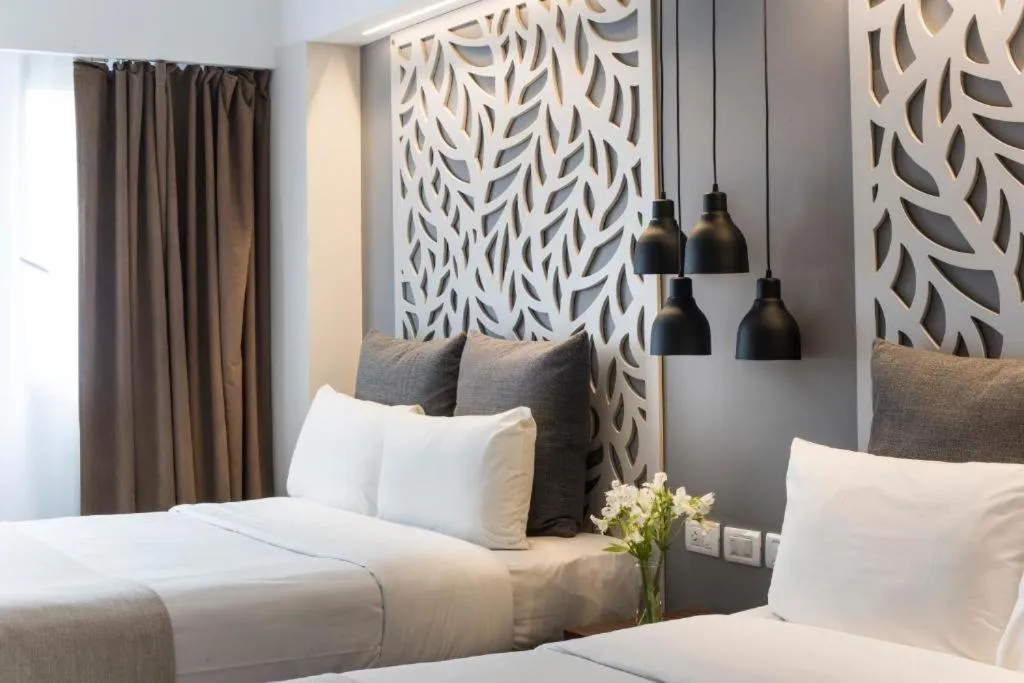 Bedroom, Bed in Rochester Hotel Classic