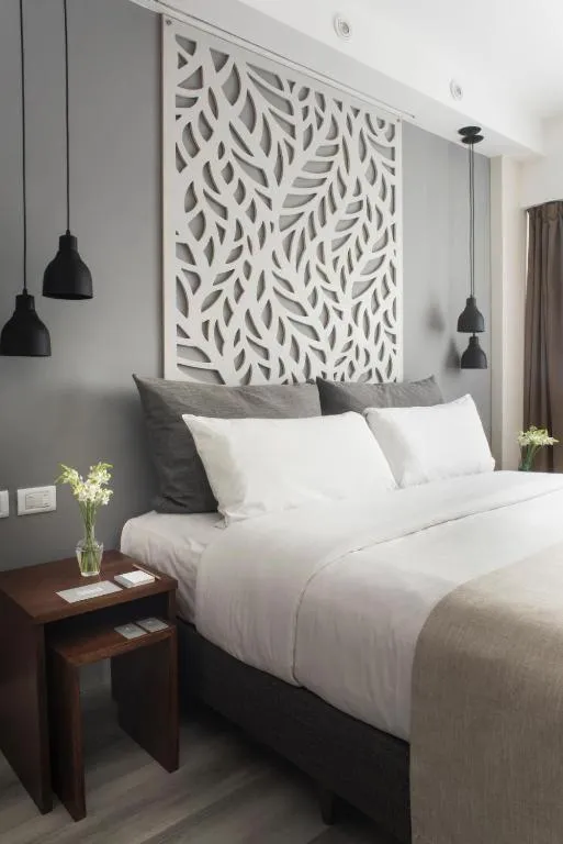 Bed in Rochester Hotel Classic