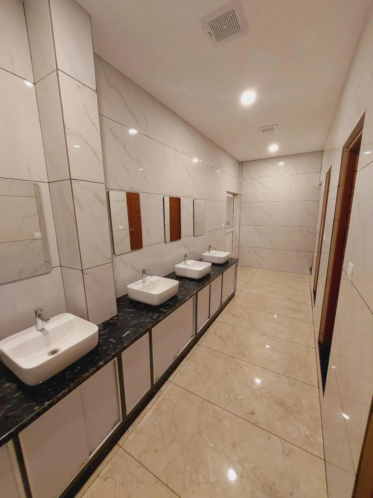 Toilet in Mistica Munnar
