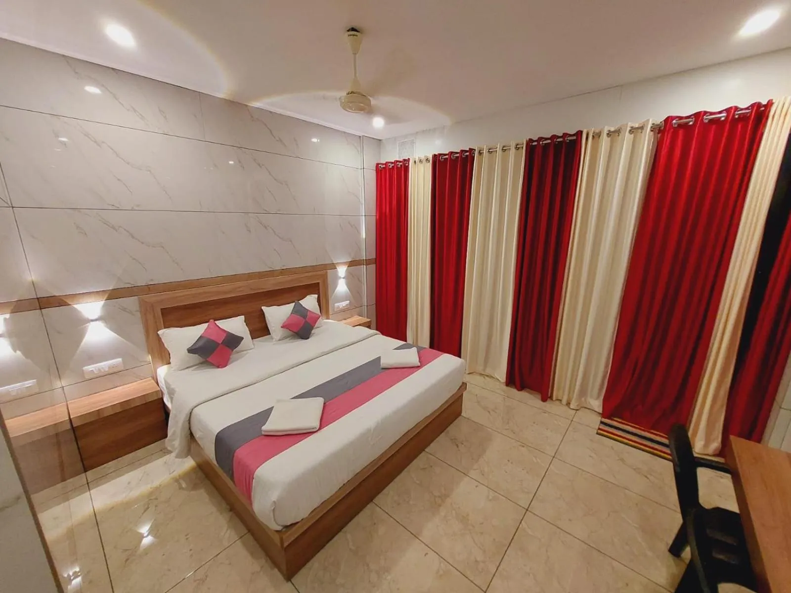 Bed in Mistica Munnar