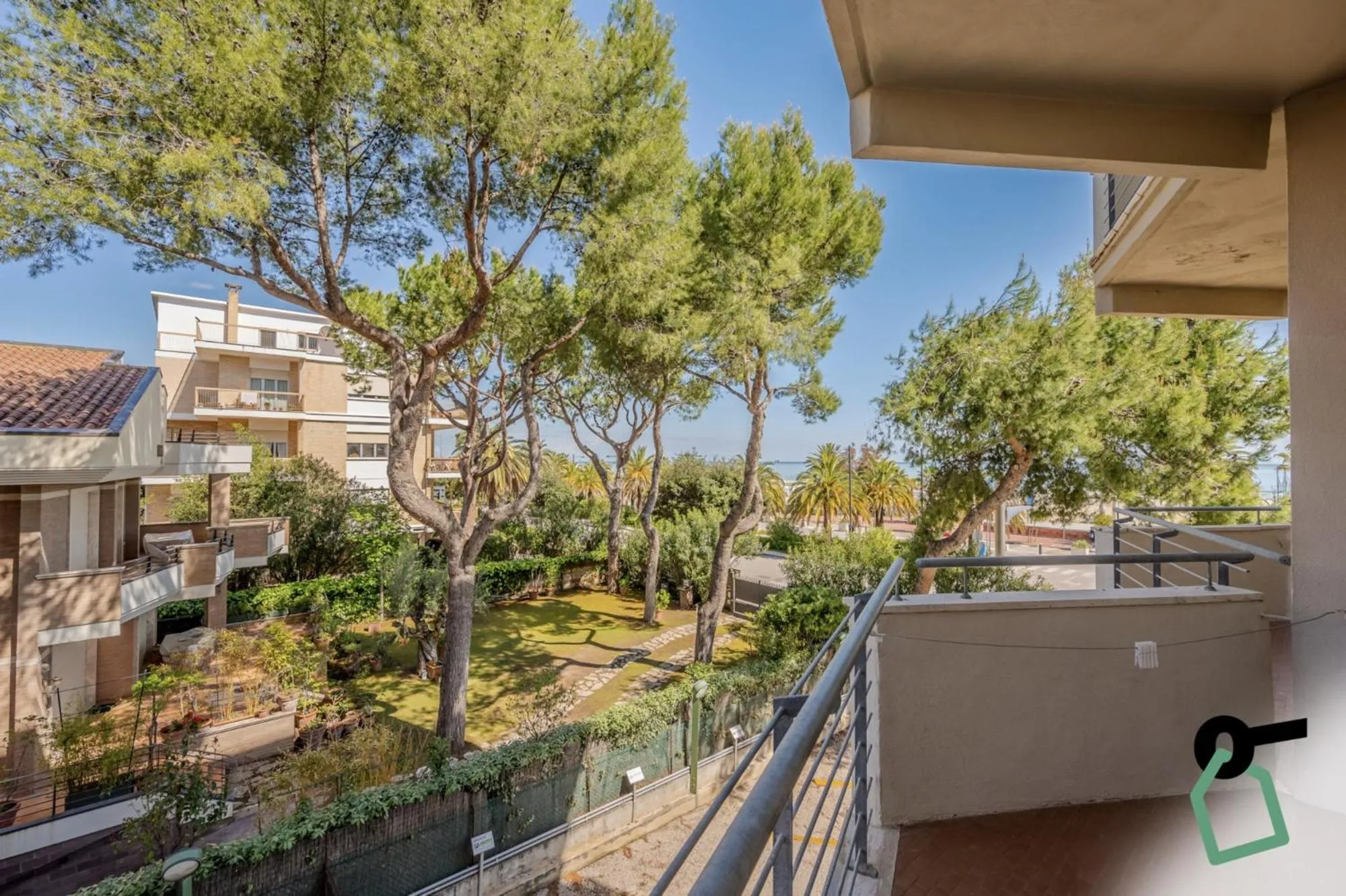 Balcony/Terrace in HOTIDAY Room Collection - Giulianova