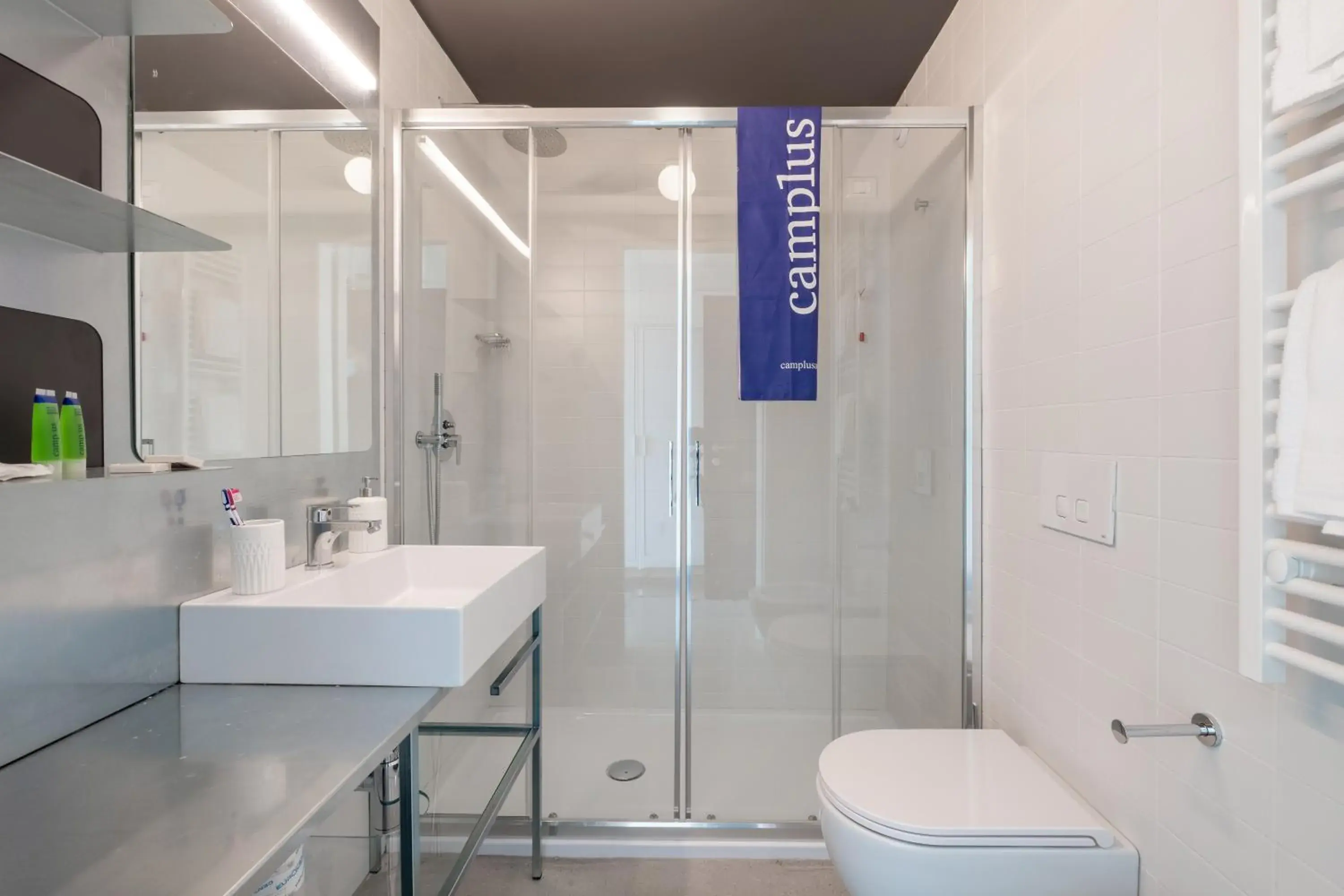 Bathroom in Camplus San Pietro - Casa per ferie Bathroom in Camplus San Pietro - Casa per ferie