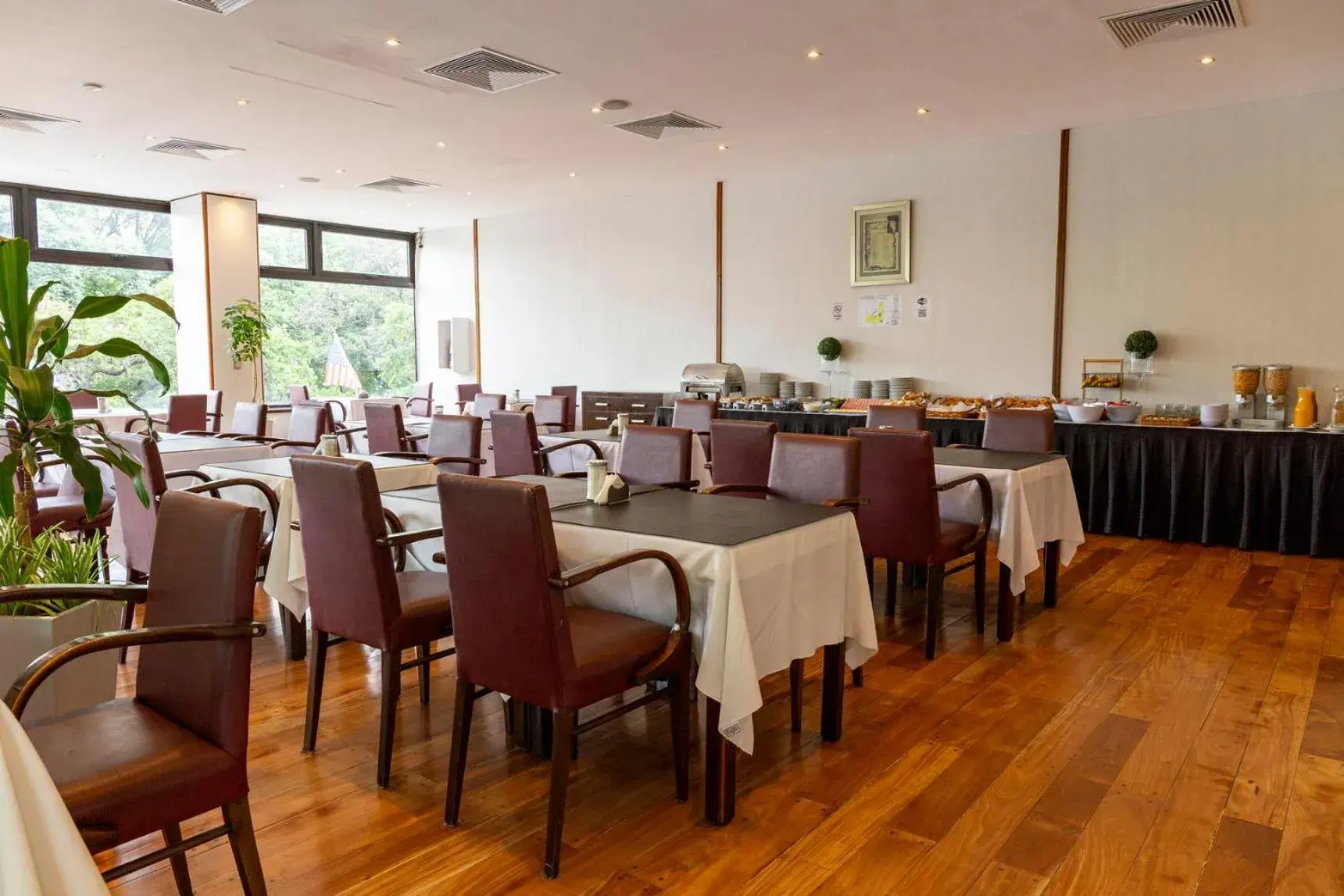 Restaurant/places to eat in Hotel Conte Restaurant/places to eat in Hotel Conte