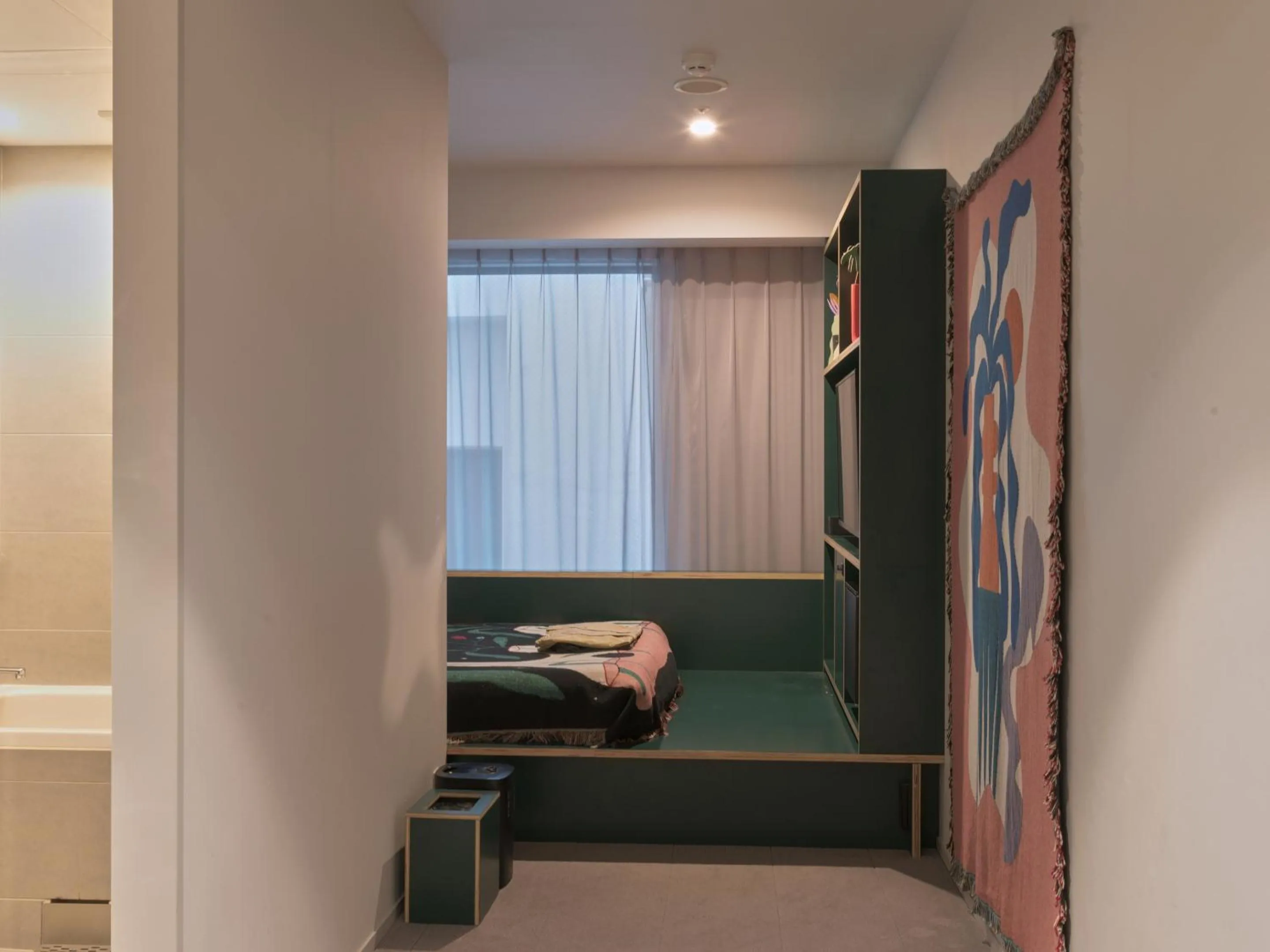 Photo of the whole room in all day place shibuya