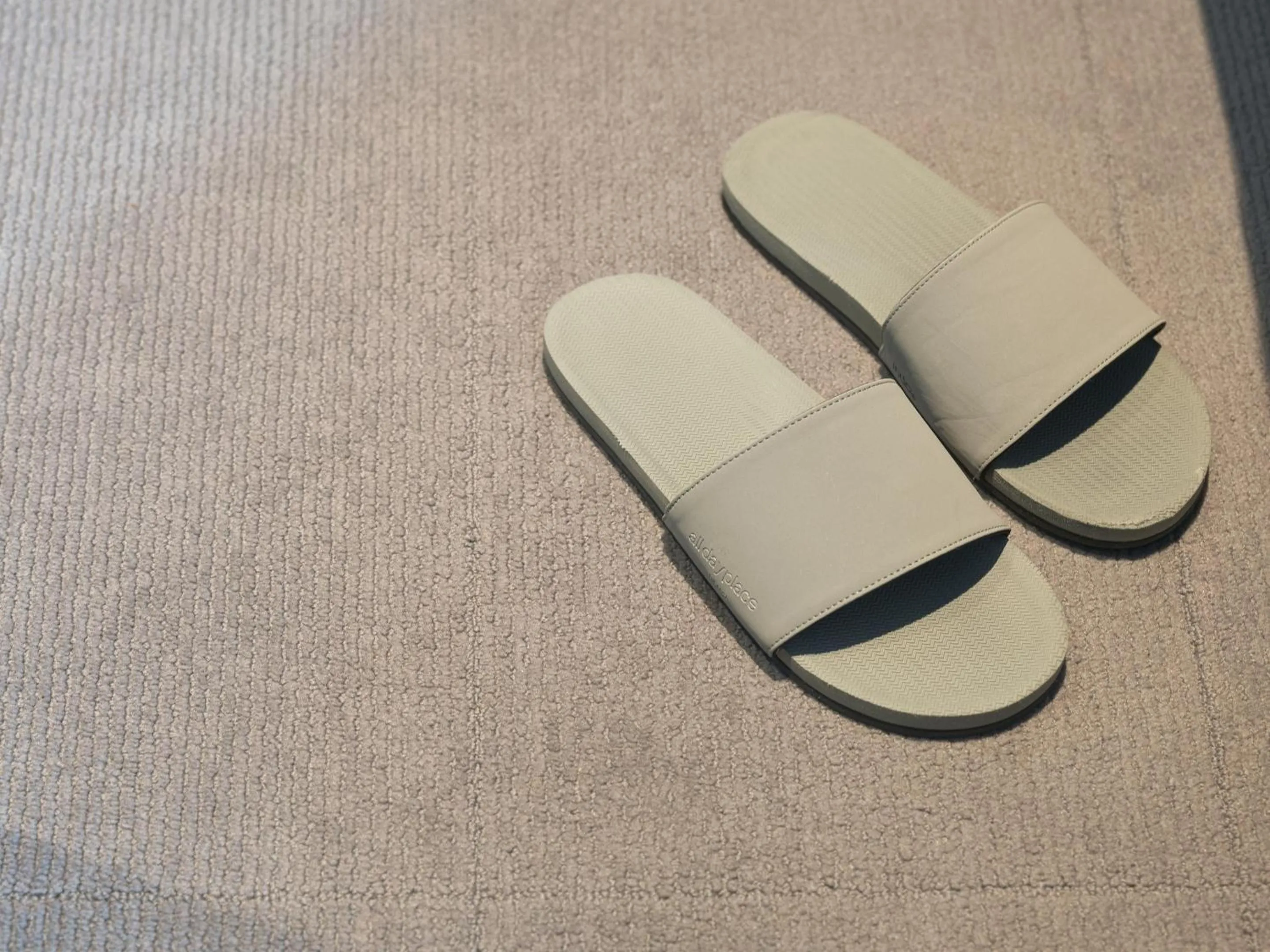 Photo of the whole room in all day place shibuya