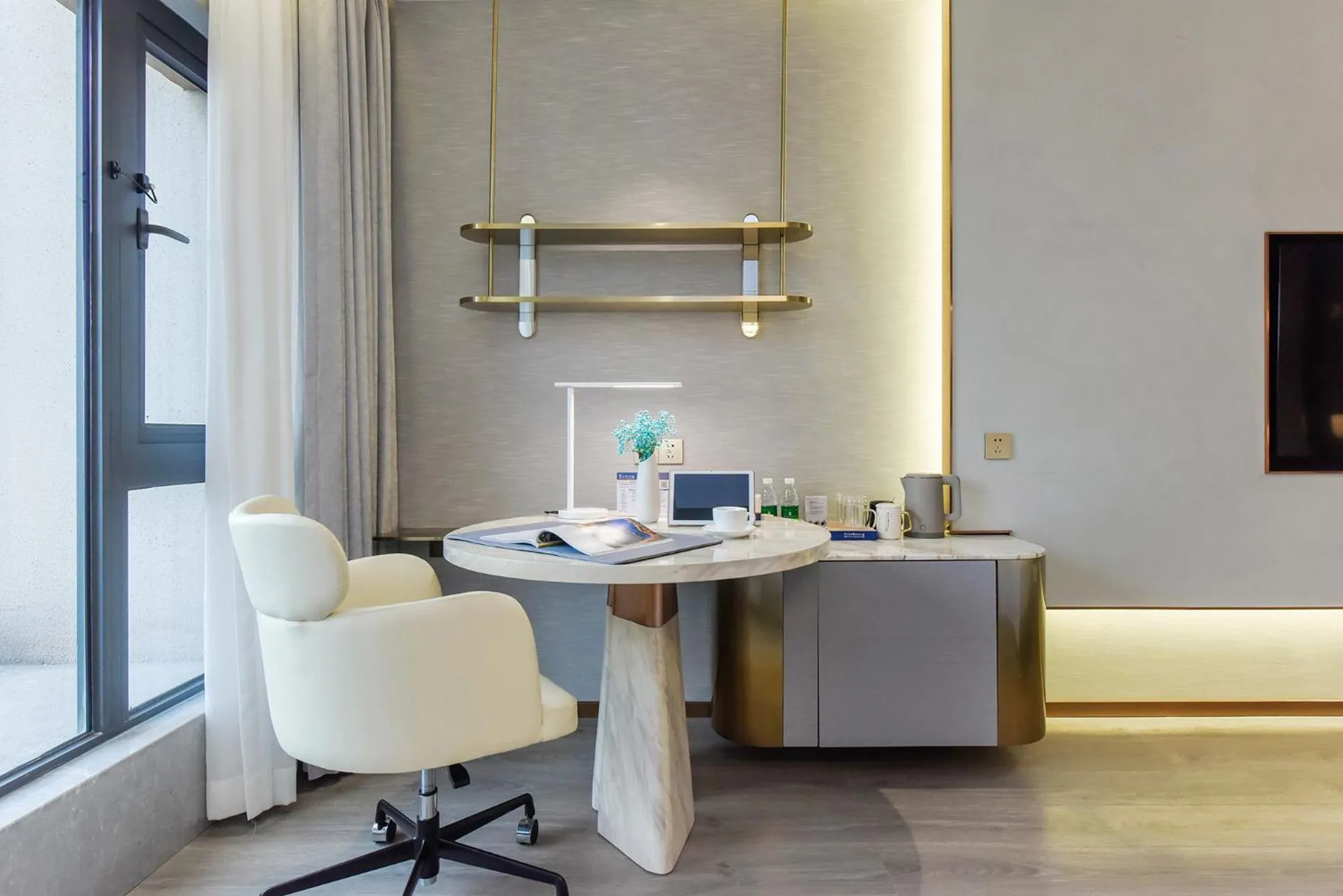 Living room in Kuanrong Suites Hotel Liangjiang love sea shopping park