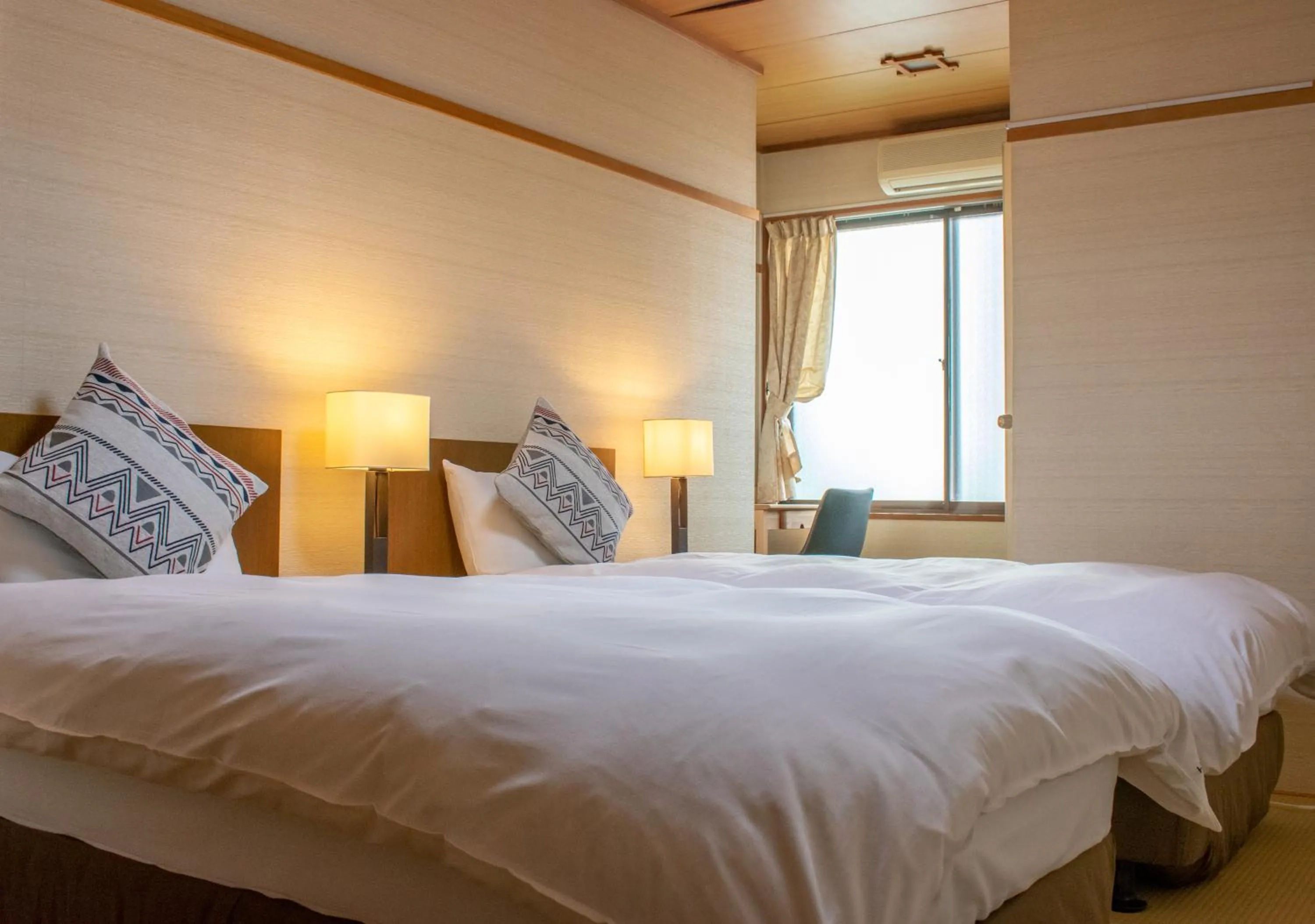 Bed in T Square Hakuba