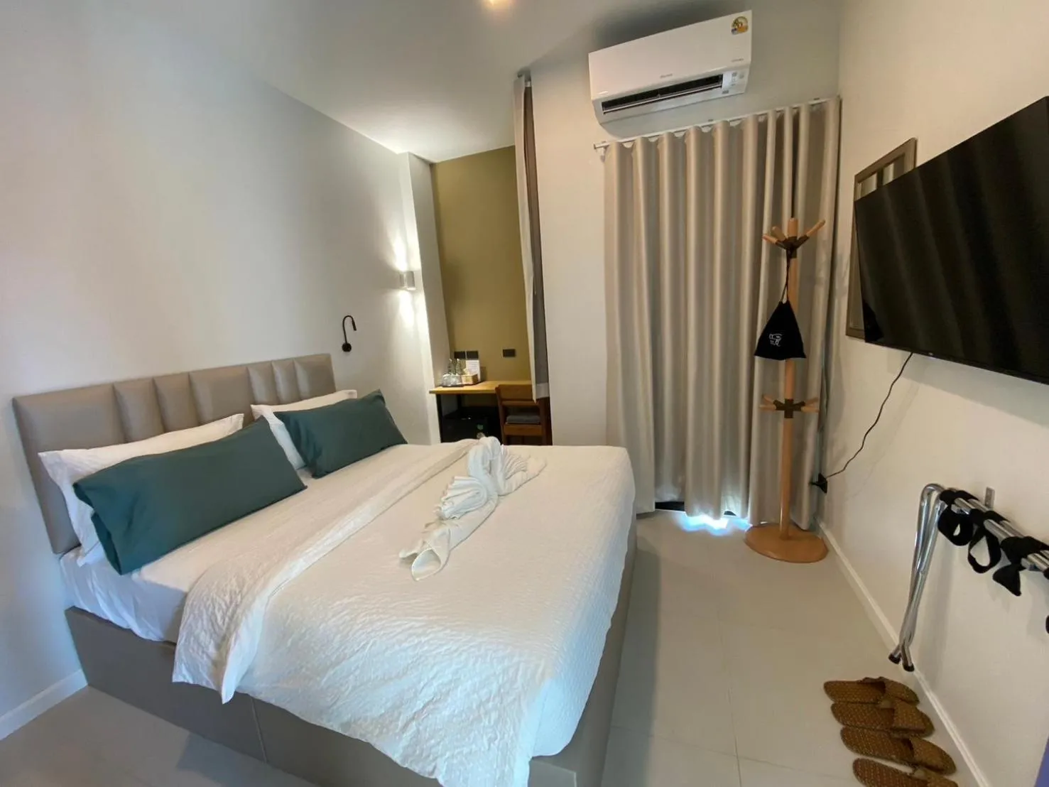 Bed in Airport one station hometel - Suvarnabhumi - SHA Extra Plus