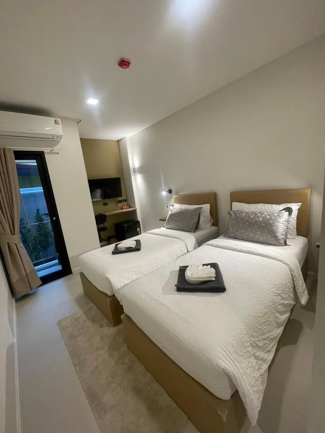 Photo of the whole room, Bed in Airport one station hometel - Suvarnabhumi - SHA Extra Plus