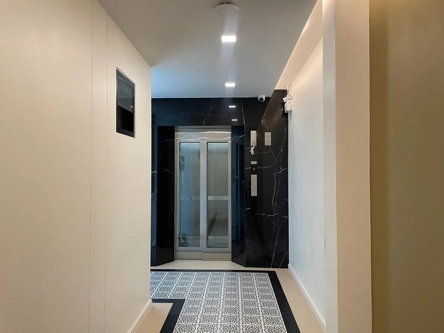 elevator in Airport one station hometel - Suvarnabhumi - SHA Extra Plus