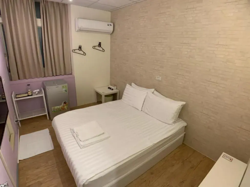 Bed in Lazy bone Bed in Lazy bone