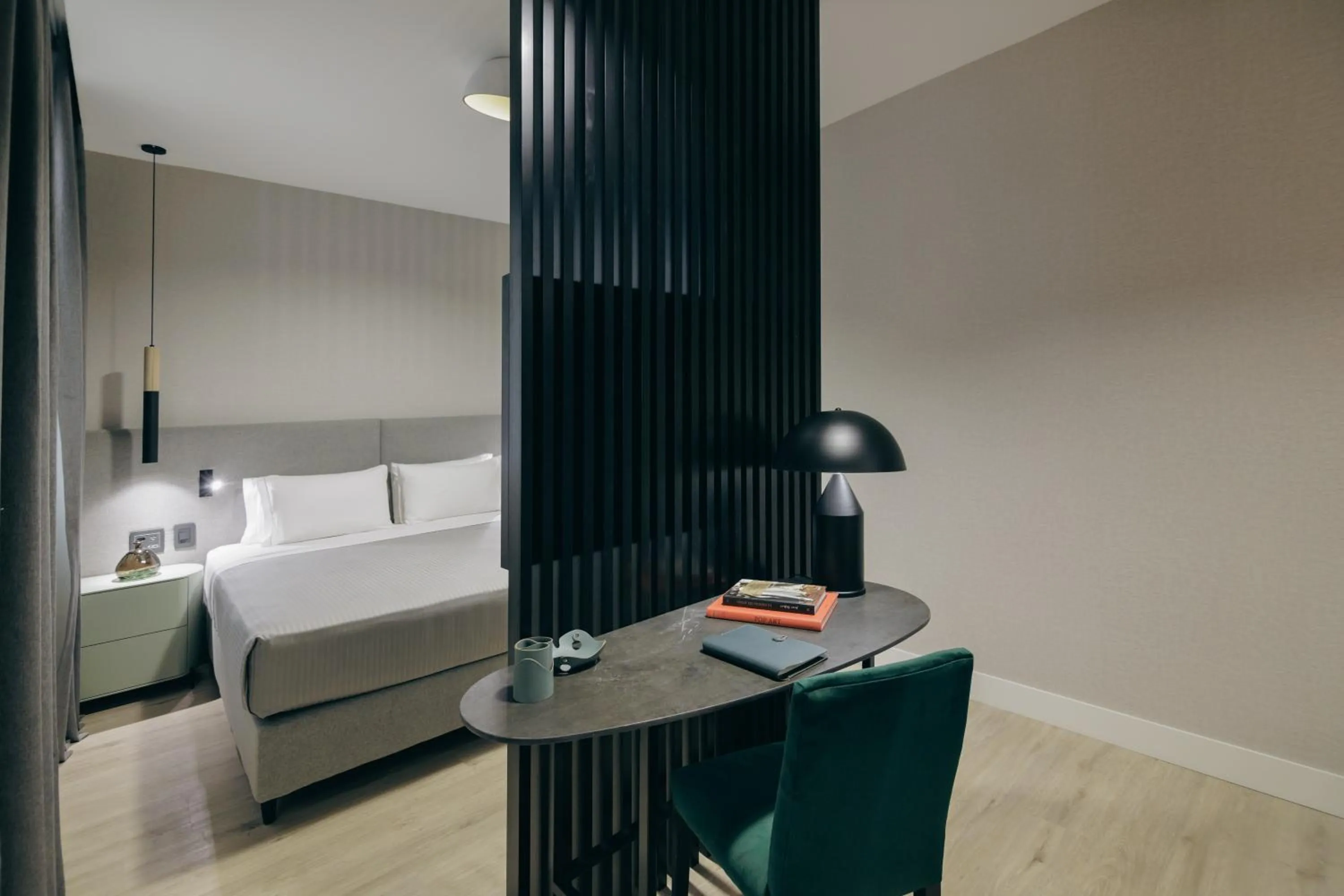 Bedroom, Bed in Grand Brizo Bel Air