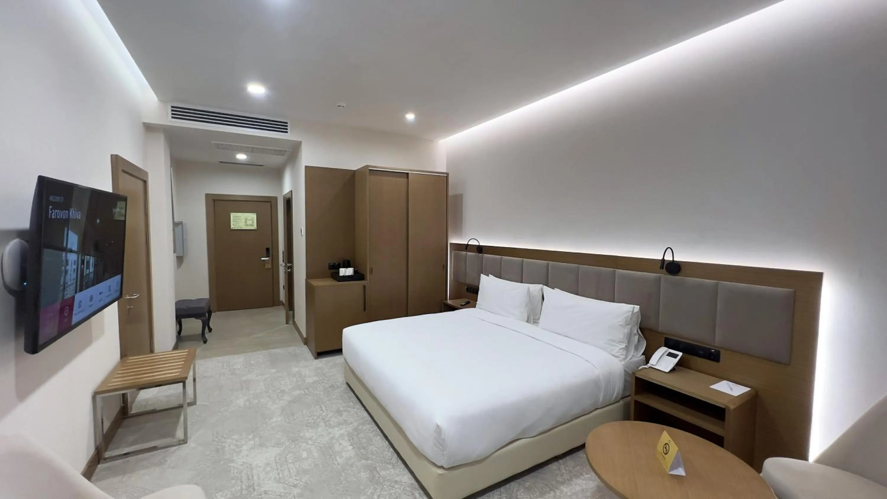 Photo of the whole room, Bed in Farovon Khiva Hotel