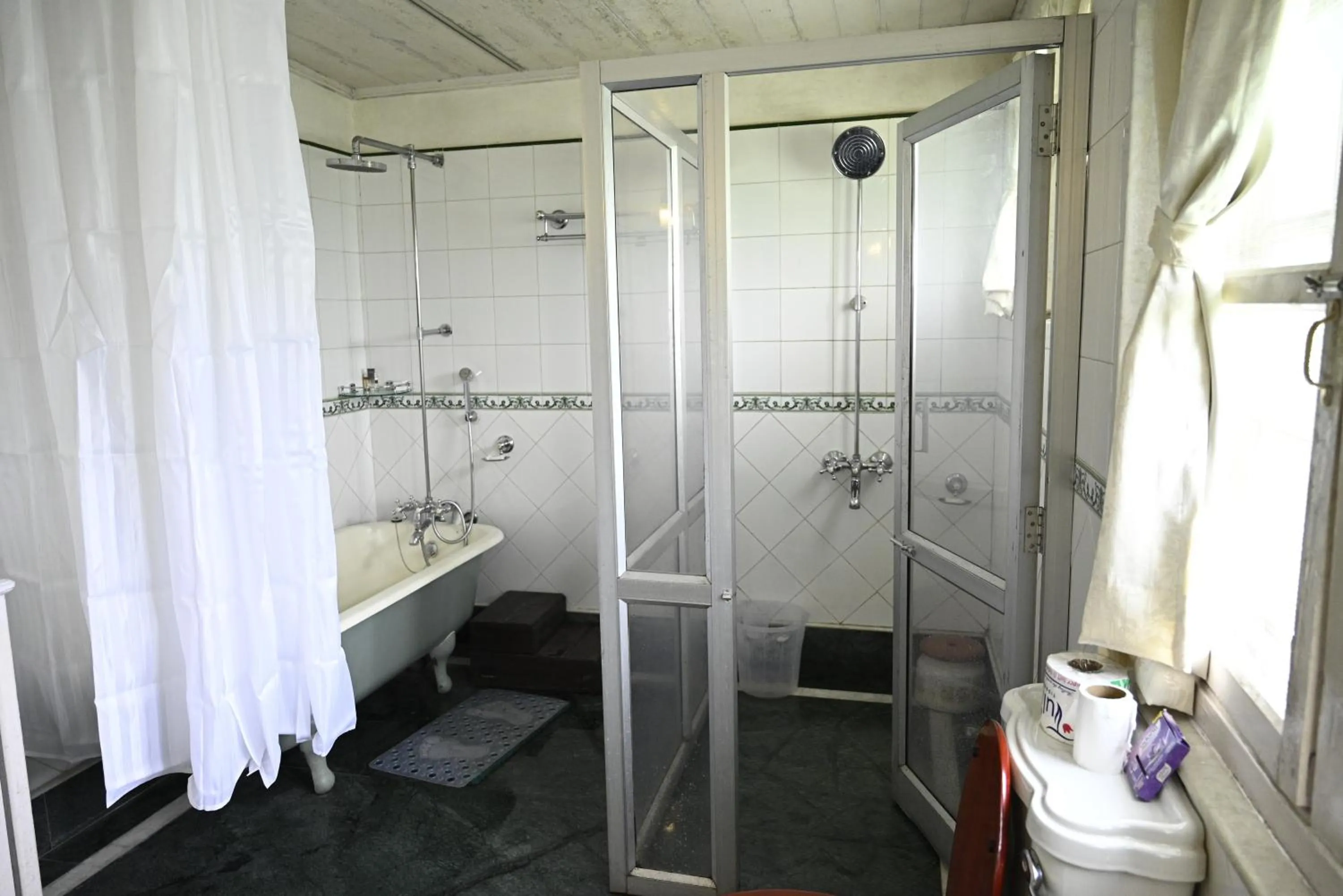 Bathroom in Tumsong Tea Retreat