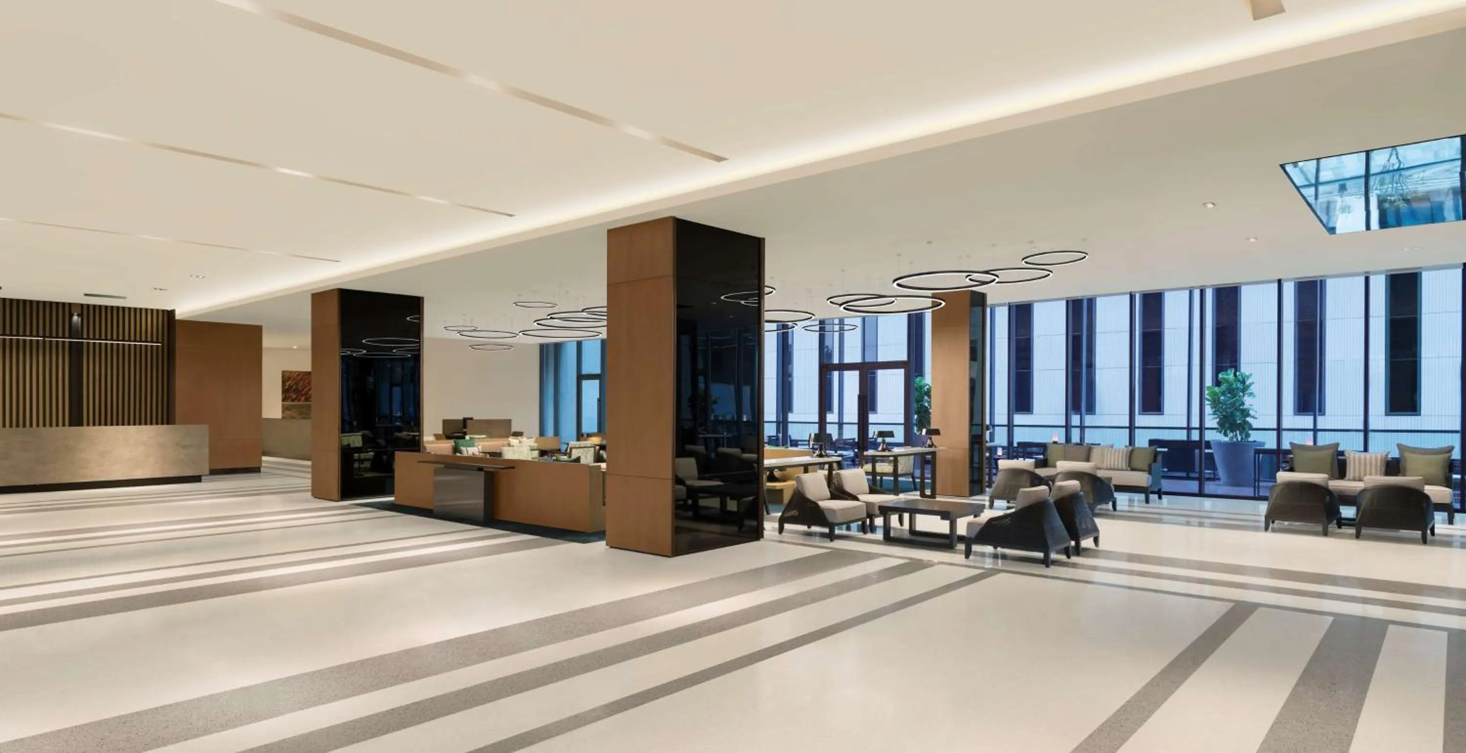 Lobby or reception in Hilton Garden Inn Bengaluru Embassy Manyata Business Park