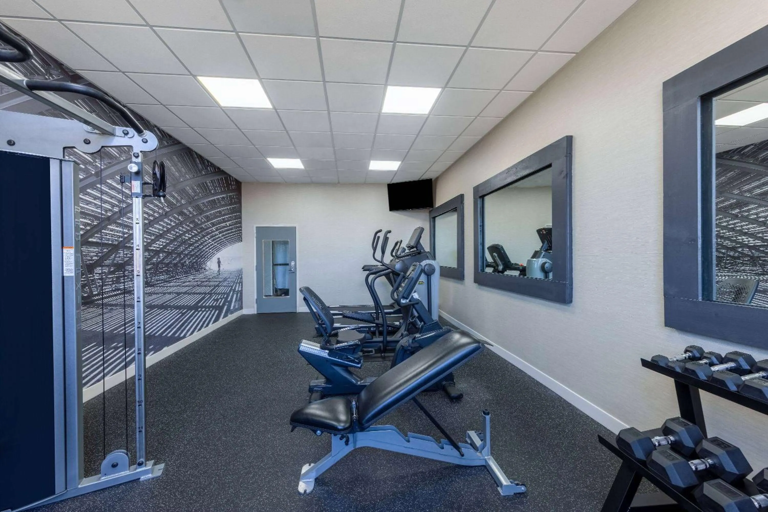 Fitness centre/facilities in Hawthorn Extended Stay by Wyndham Wichita Airport