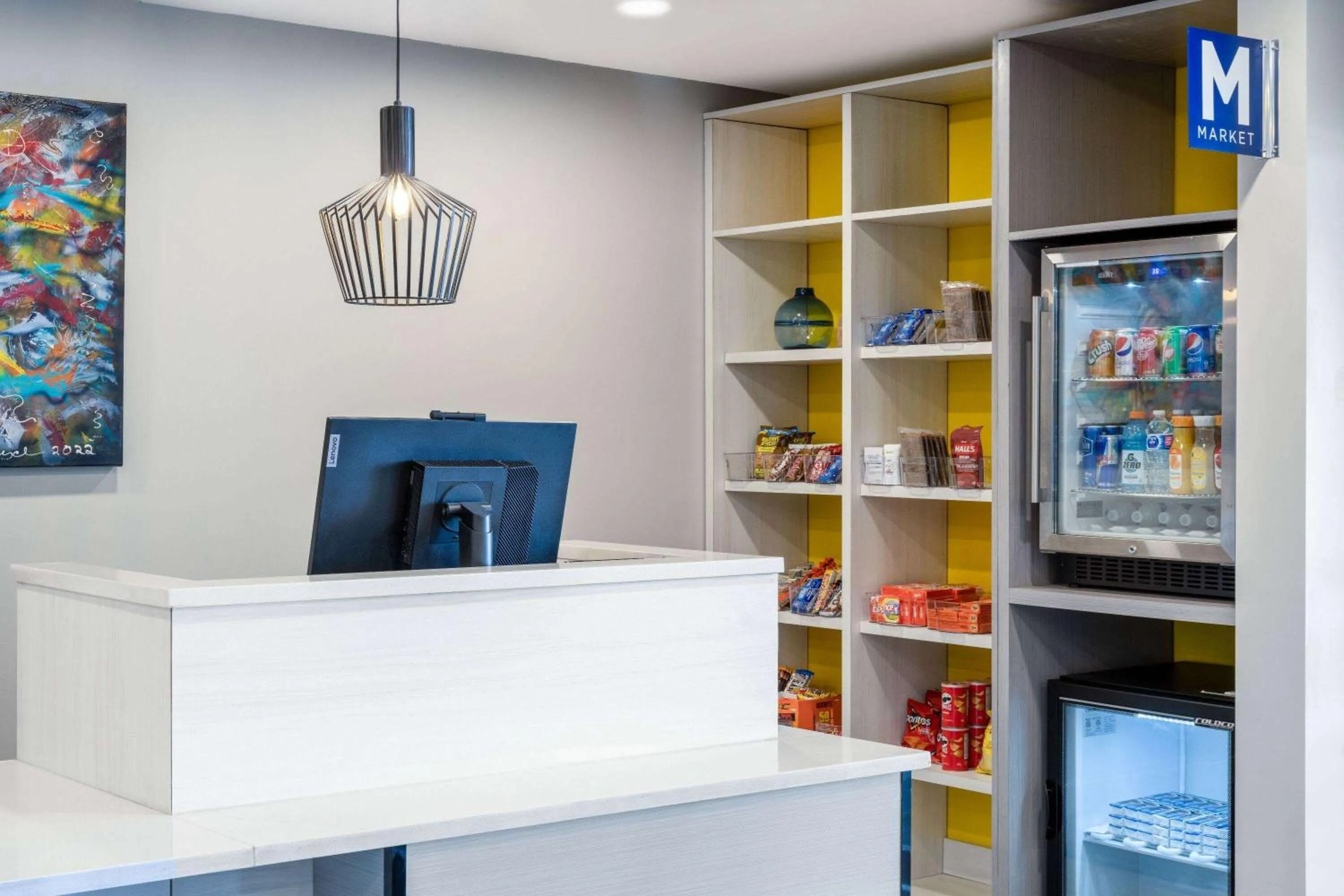 Food and drinks in Microtel Inn & Suites by Wyndham Kanata Ottawa West