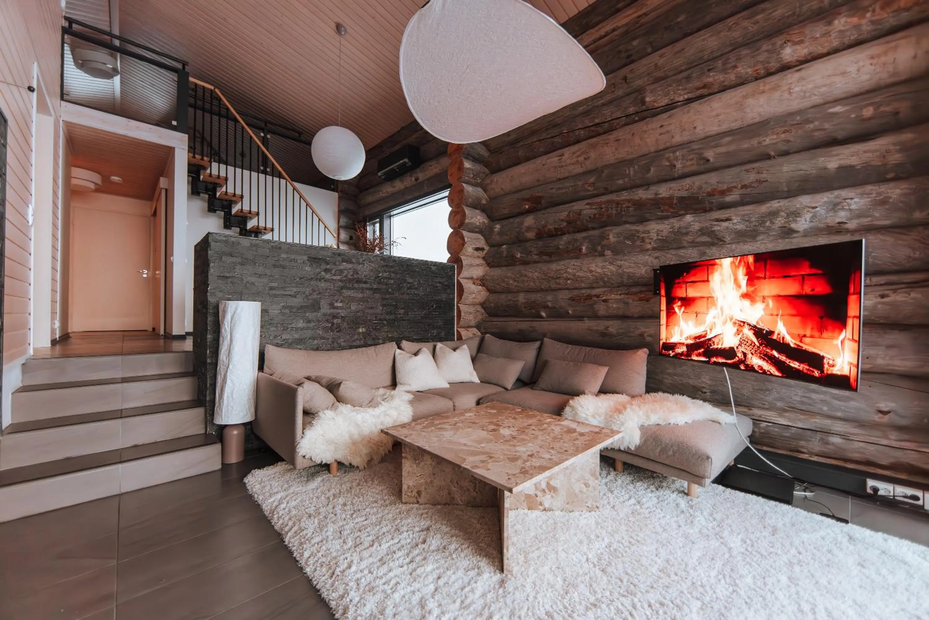 Bed in Aurora Collection