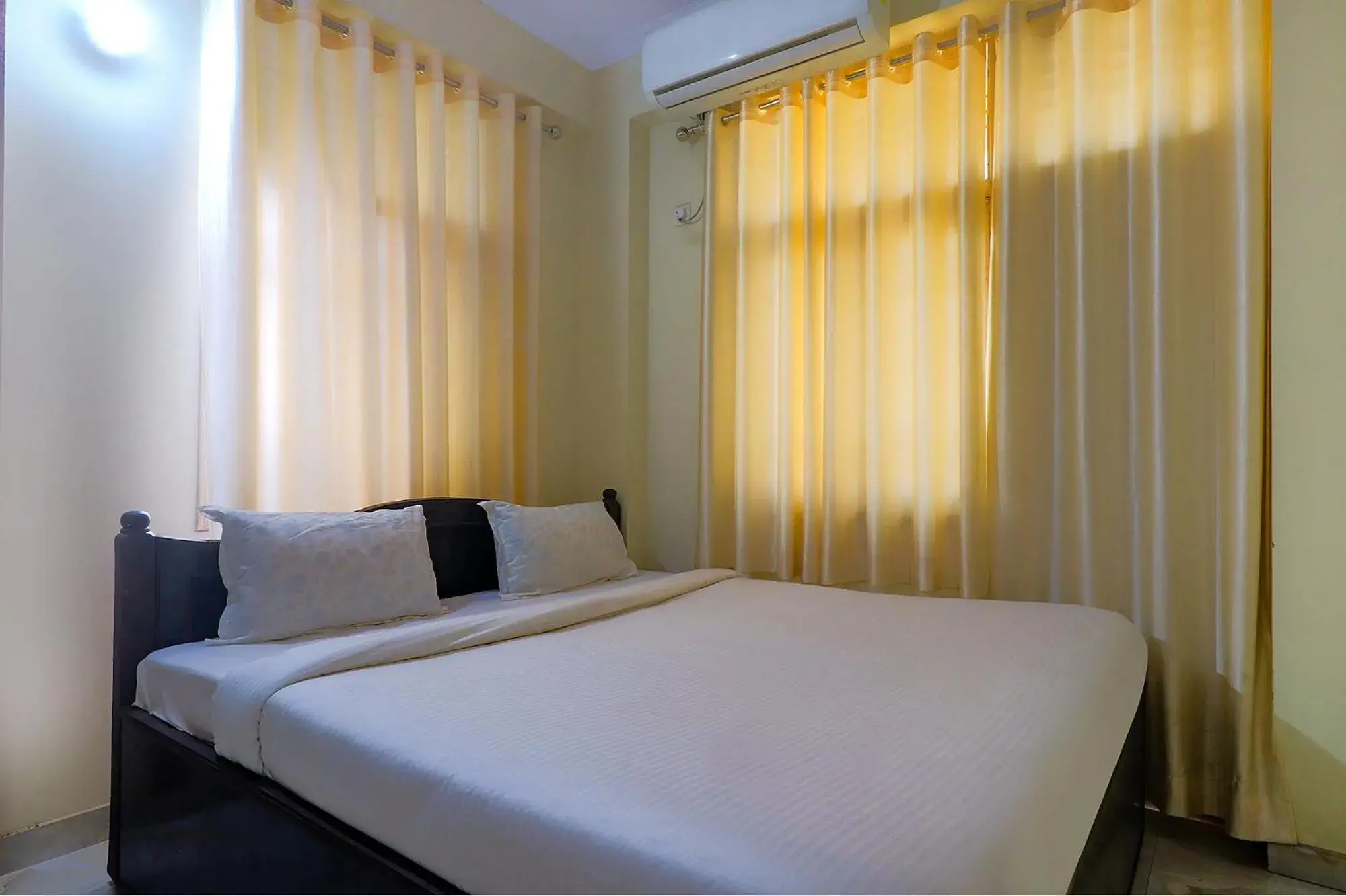 Bed in FabHotel Buddha Residency Bed in FabHotel Buddha Residency