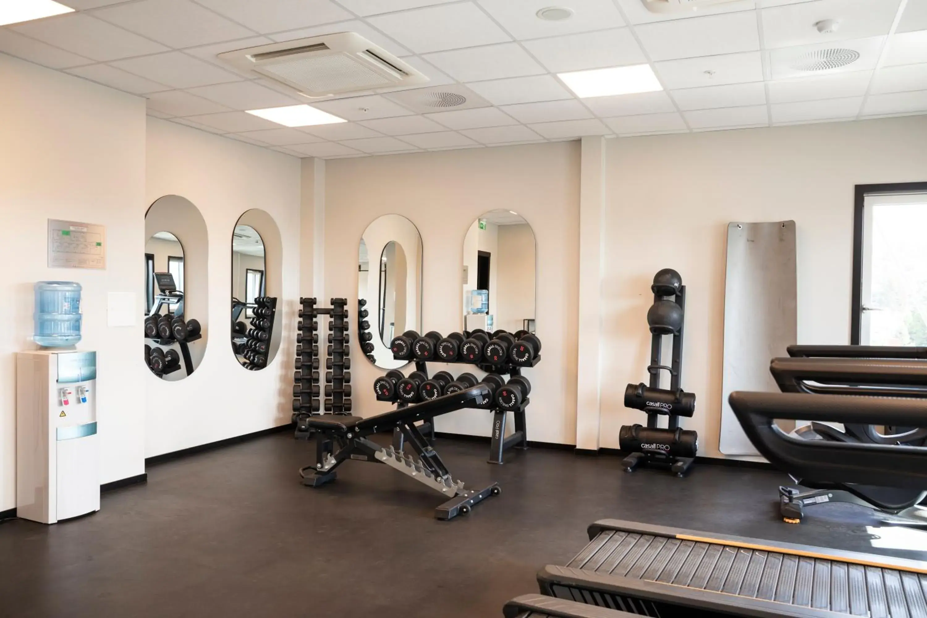 Fitness centre/facilities in Home Hotel 1624 Fitness centre/facilities in Home Hotel 1624
