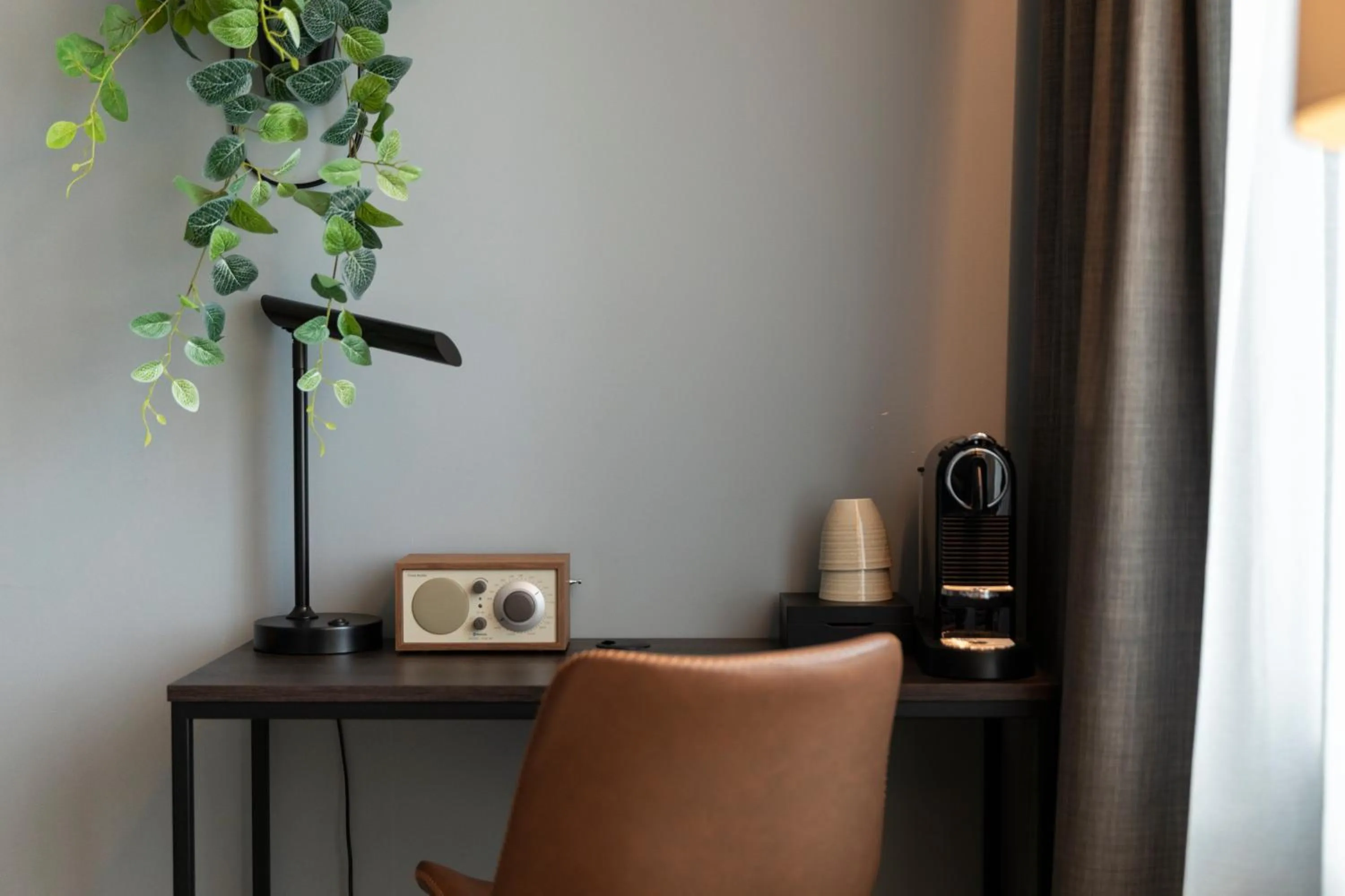 Coffee/tea facilities in Home Hotel 1624