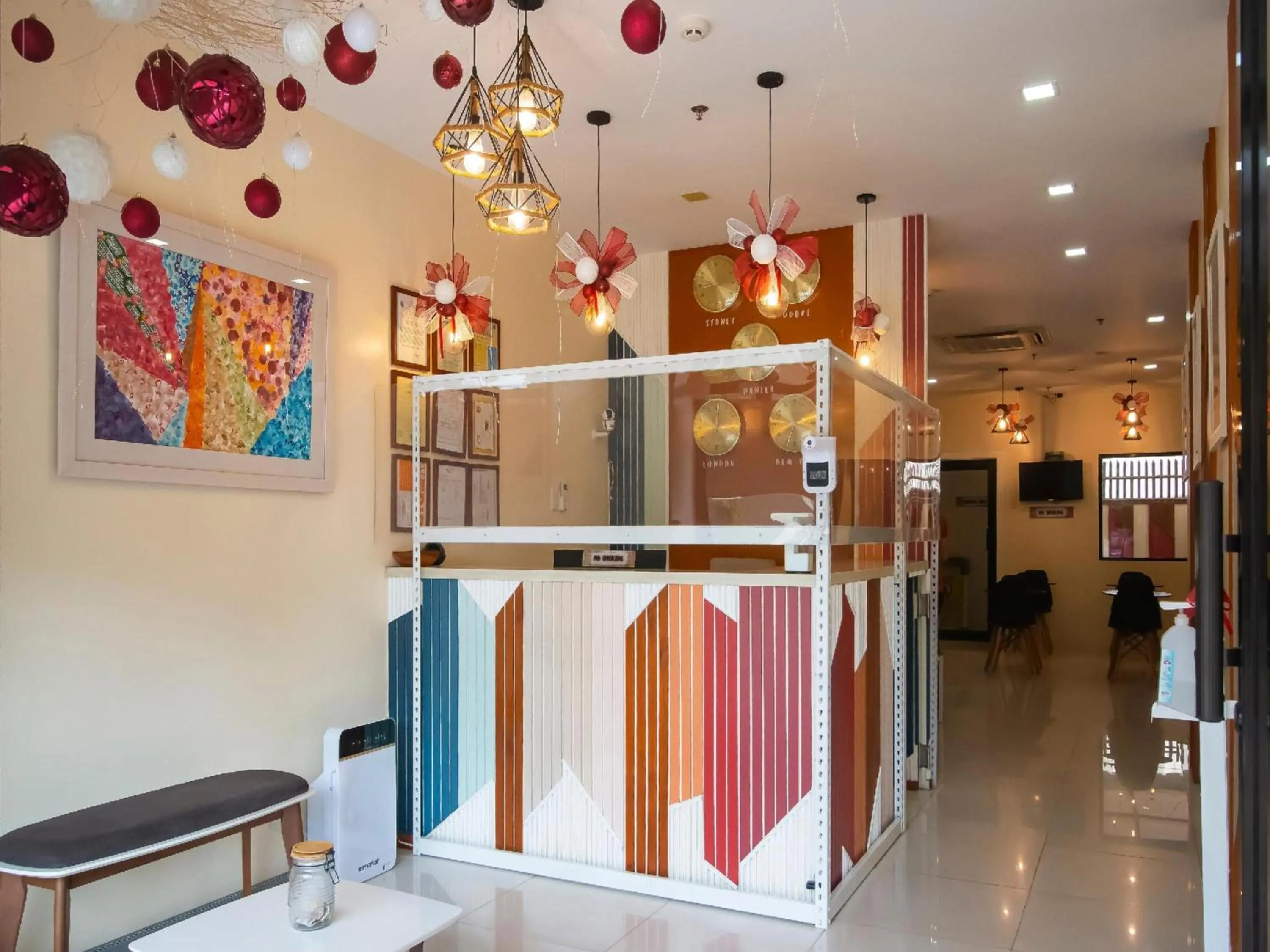 Lobby or reception in Super OYO 832 The Teepee Place Hostel & Residence Inn