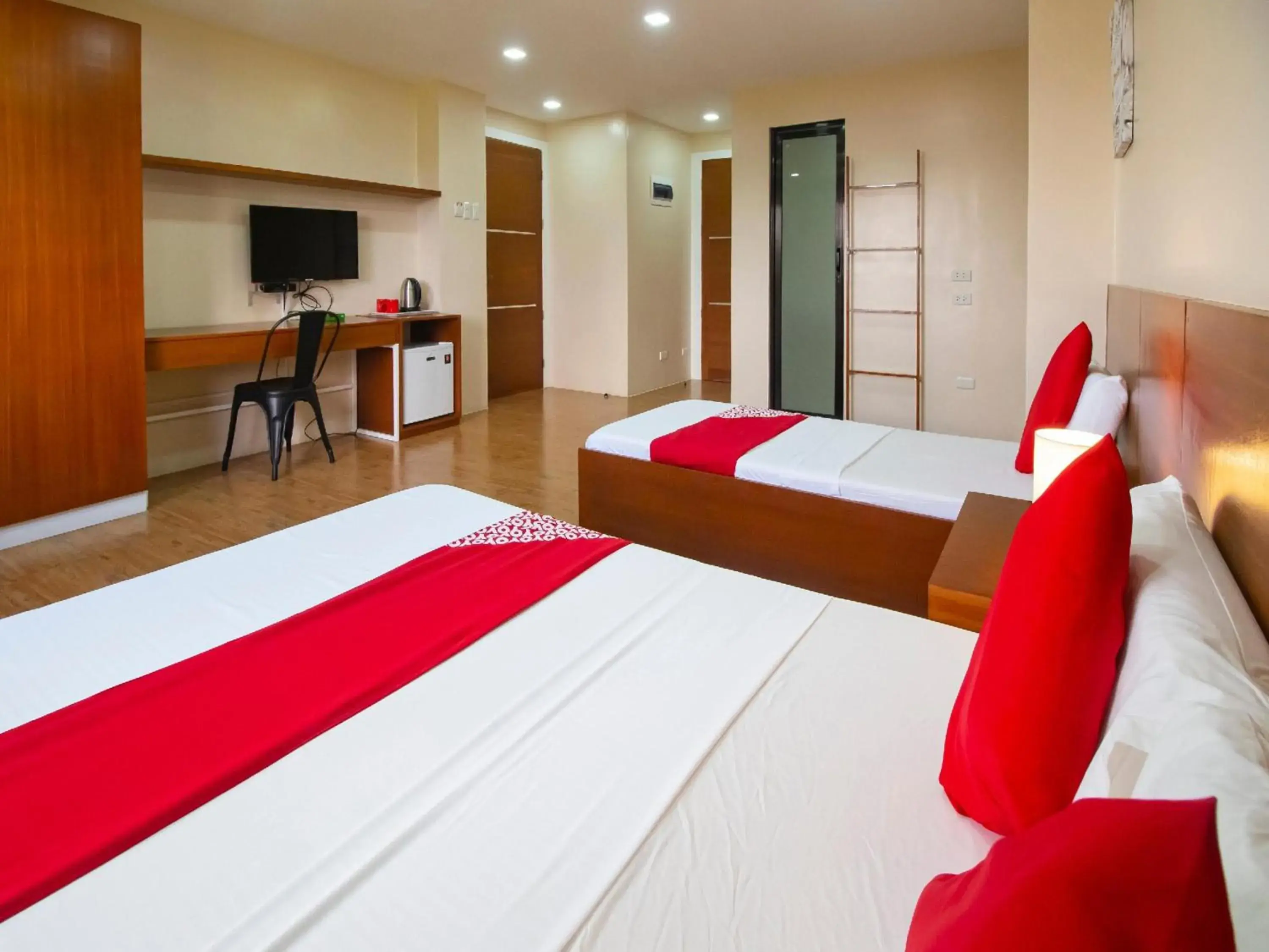 Bedroom, Bed in Super OYO 832 The Teepee Place Hostel & Residence Inn Bedroom, Bed in Super OYO 832 The Teepee Place Hostel & Residence Inn