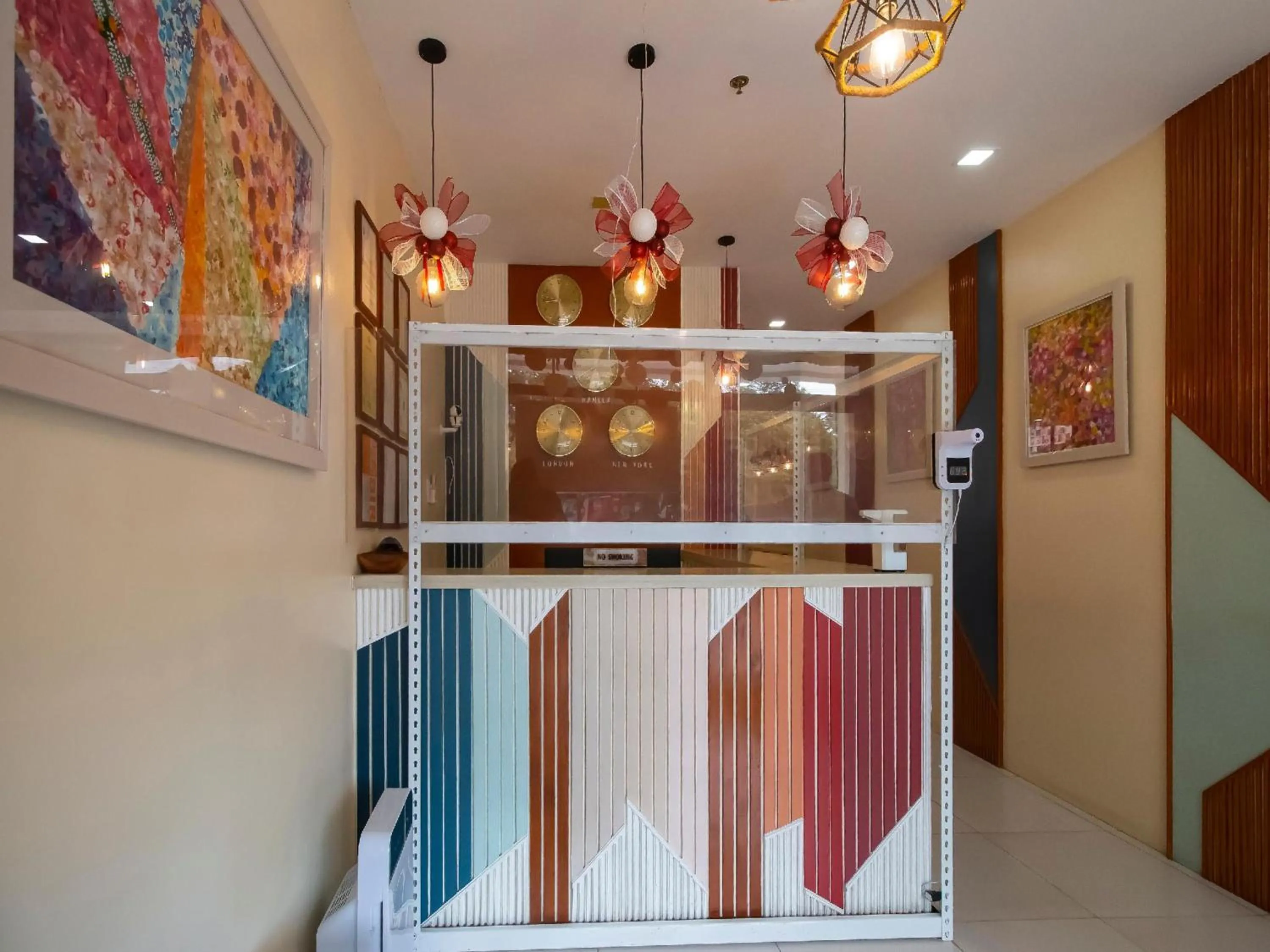 Lobby or reception in Super OYO 832 The Teepee Place Hostel & Residence Inn