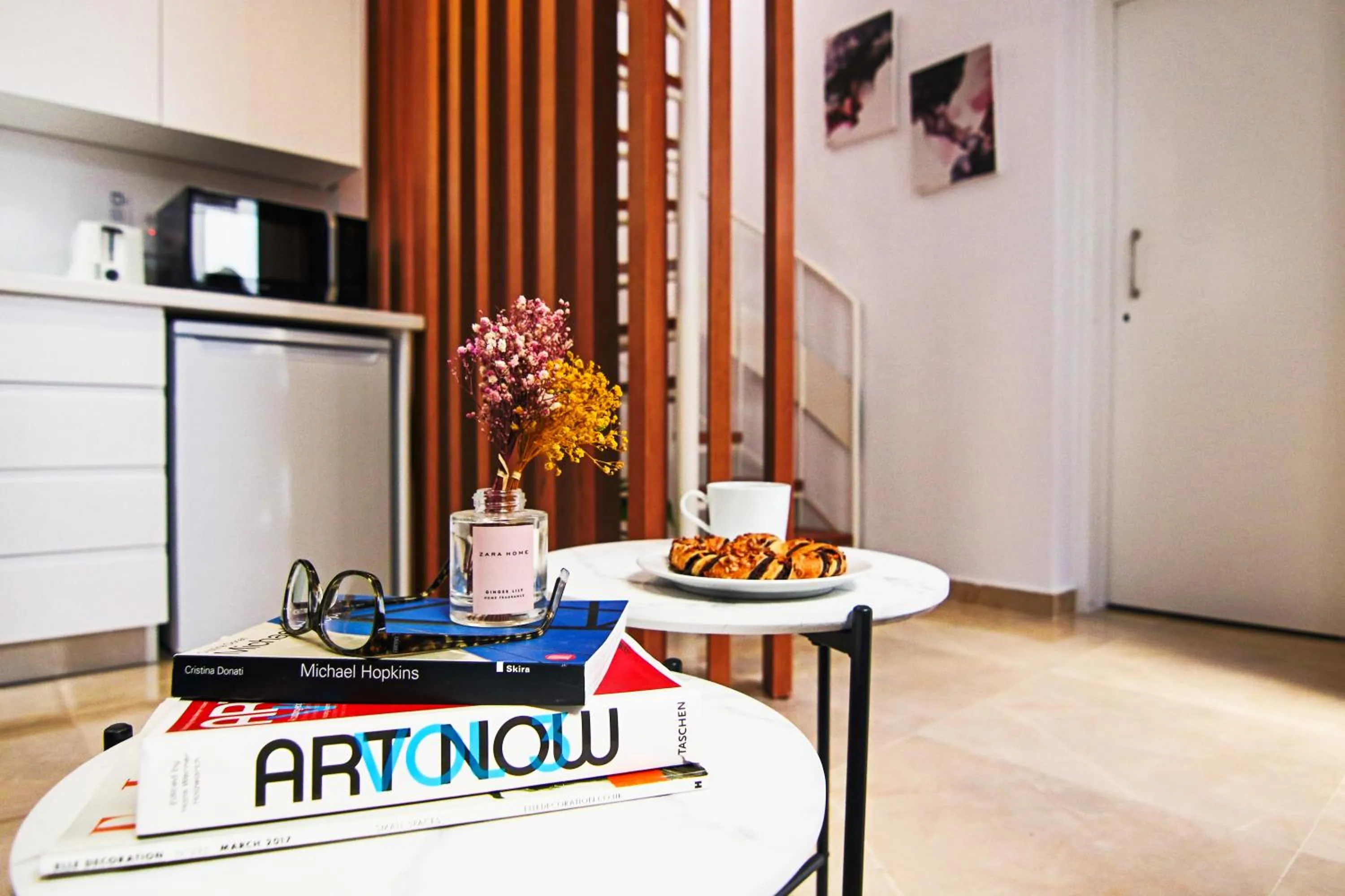 Phaedrus Living: Luxury Maisonette Lighthouse 60