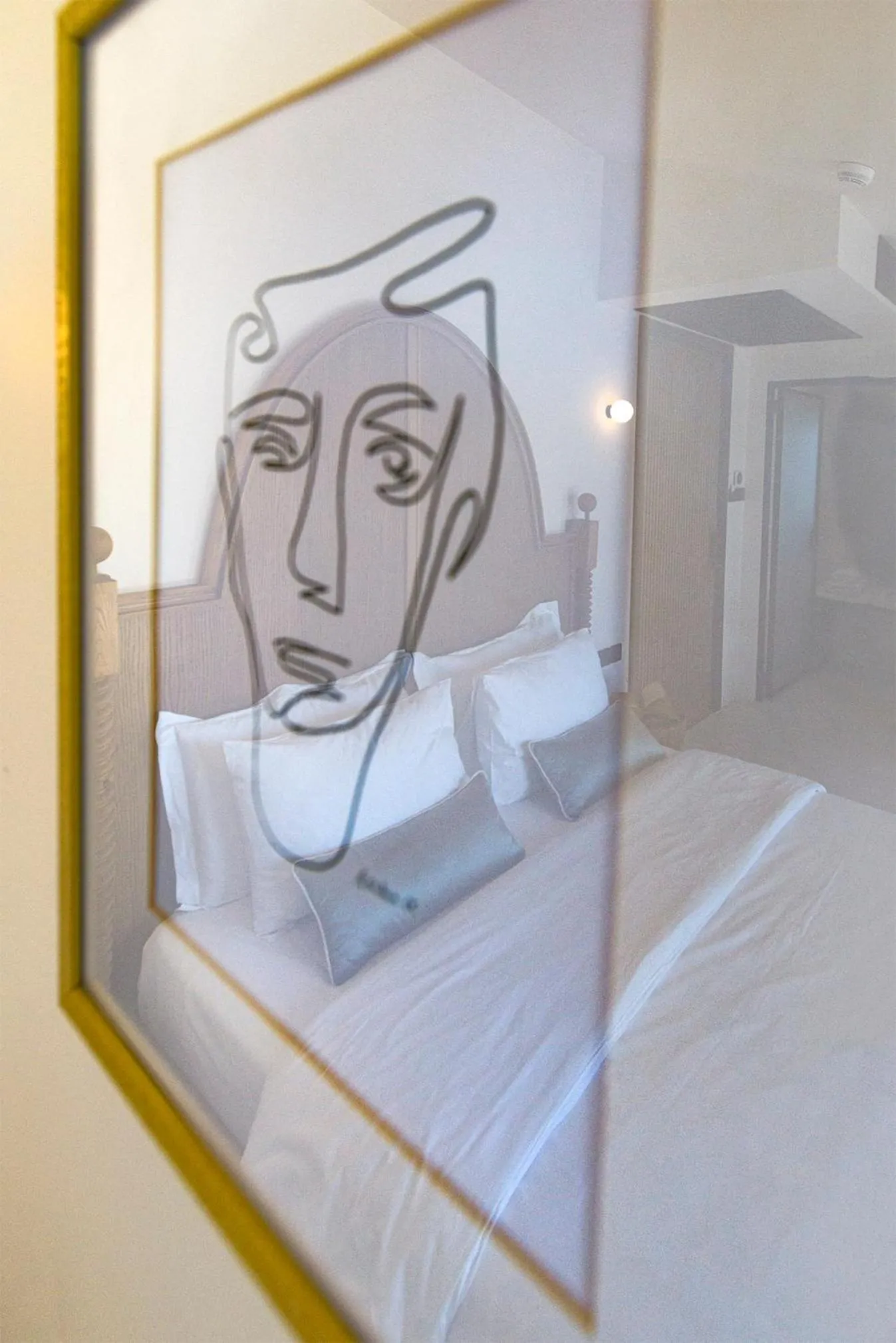 Decorative detail, Bed in To Be Social House