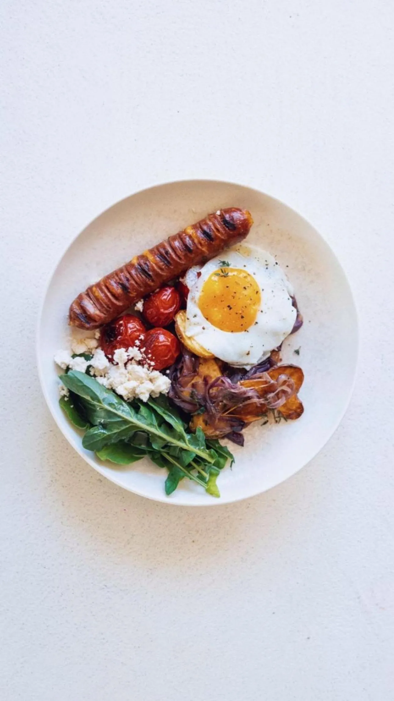 Food and drinks in To Be Social House