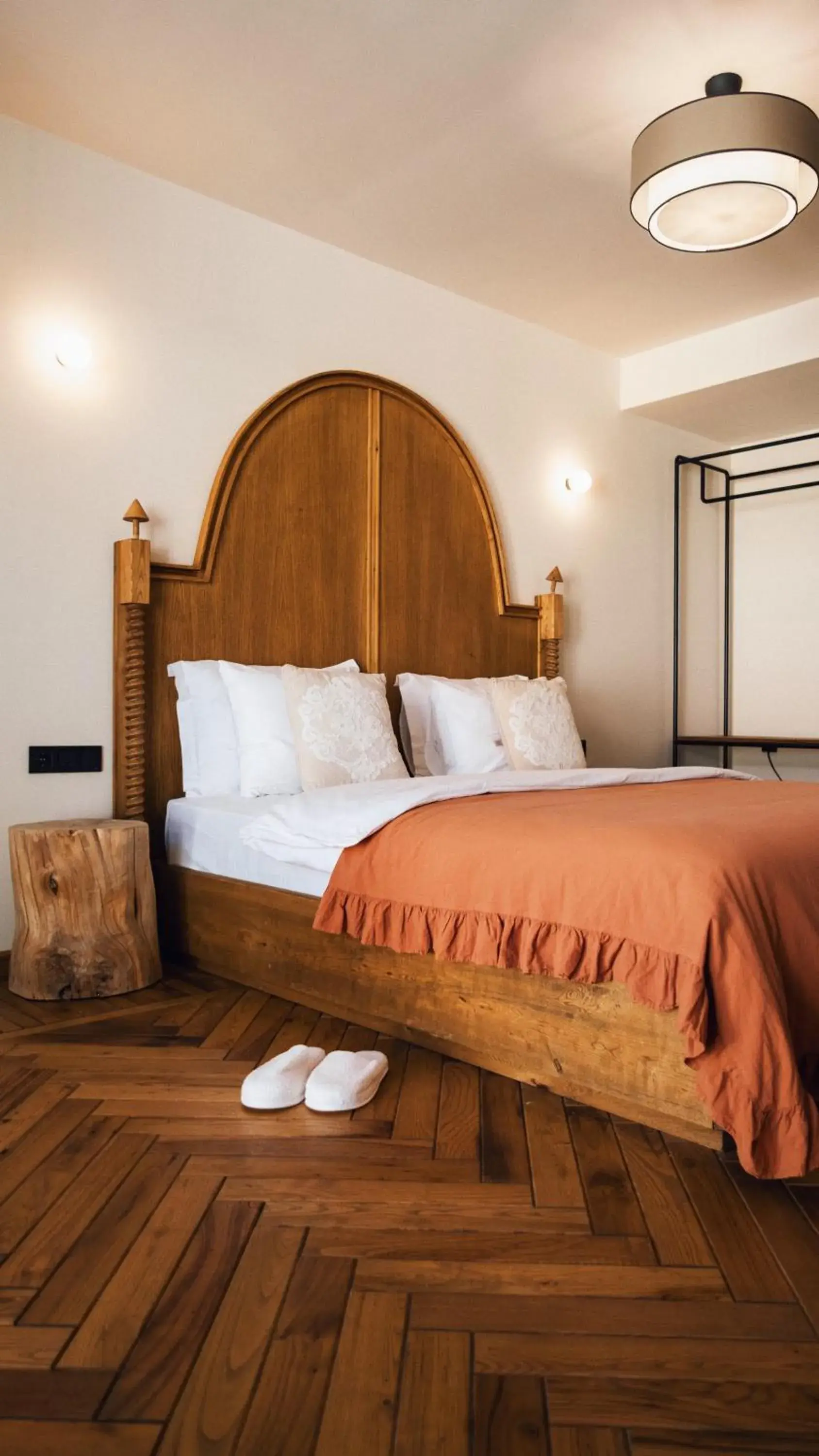 Standard King Room in To Be Social House Standard King Room in To Be Social House