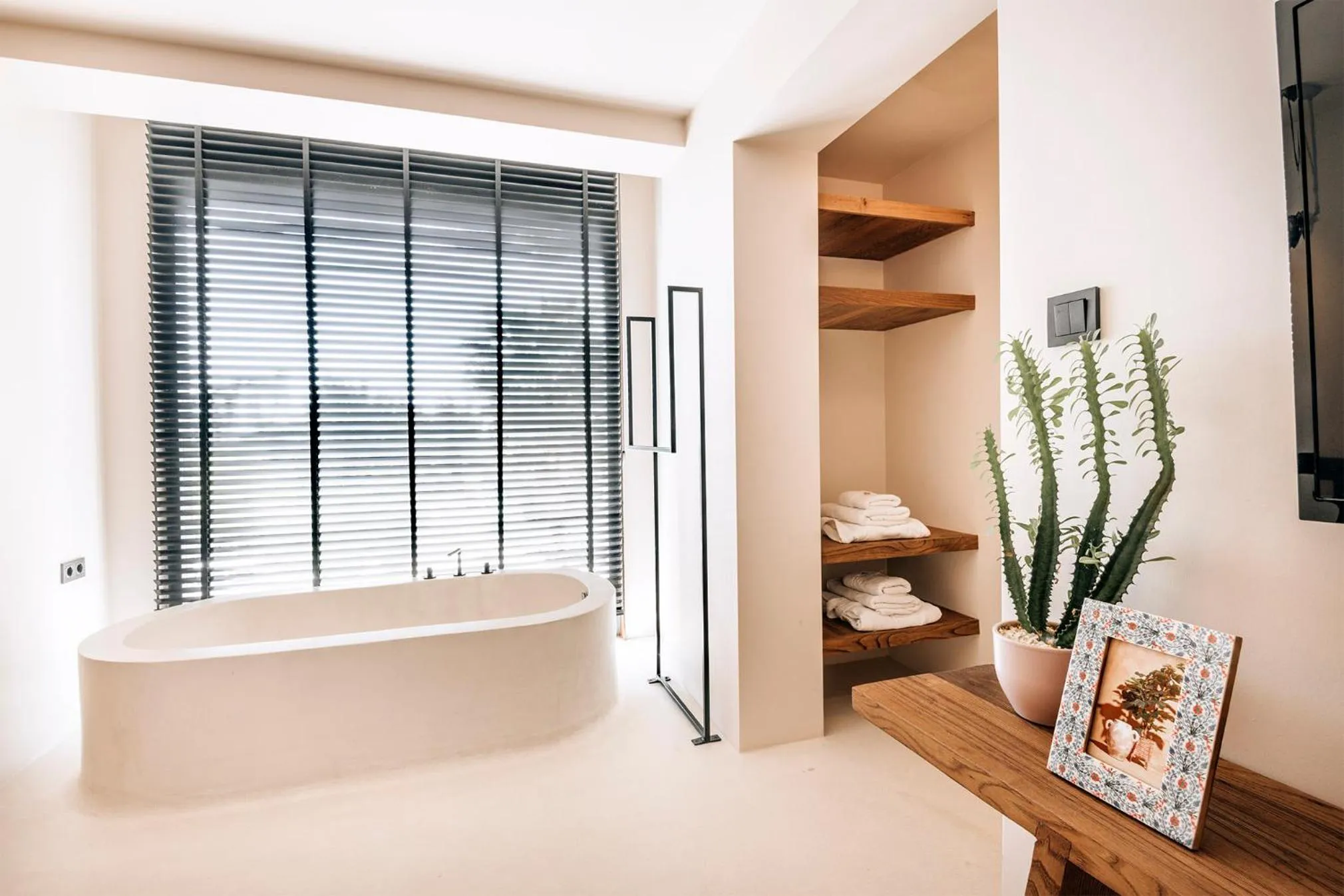 Bathroom, Bed in To Be Social House