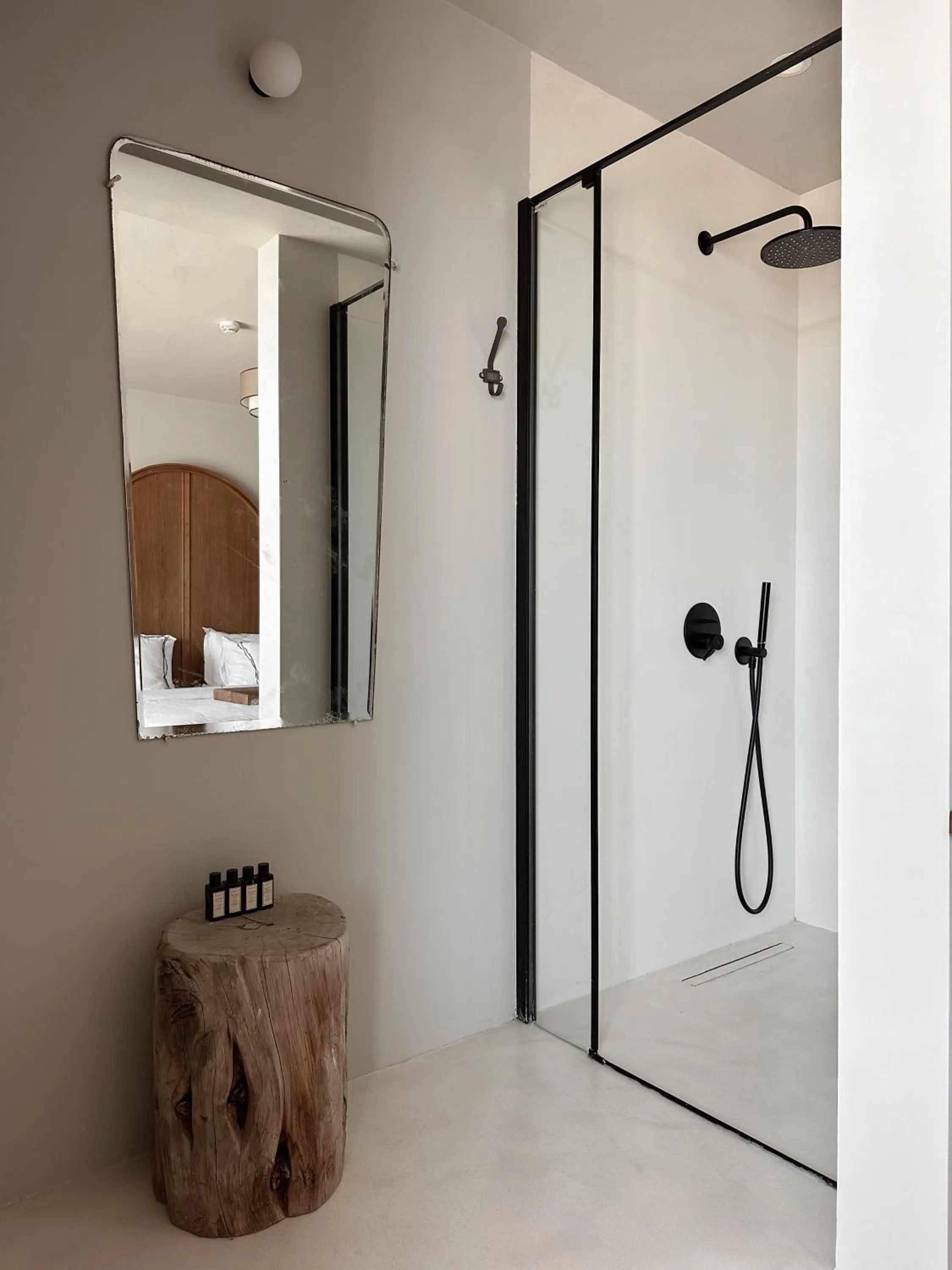 Shower in To Be Social House