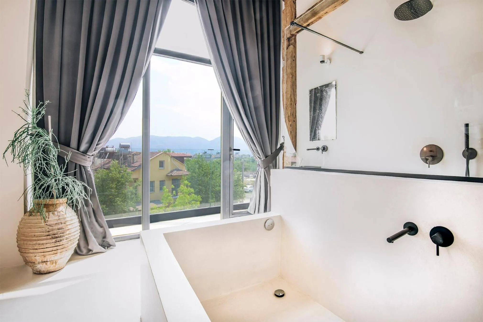 Natural landscape in To Be Social House