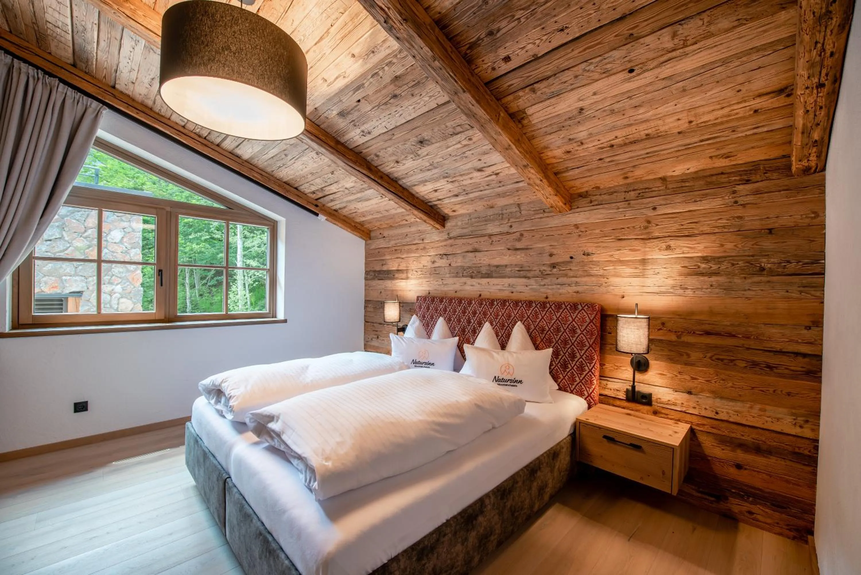 Bed in Natursinn Mountainchalets