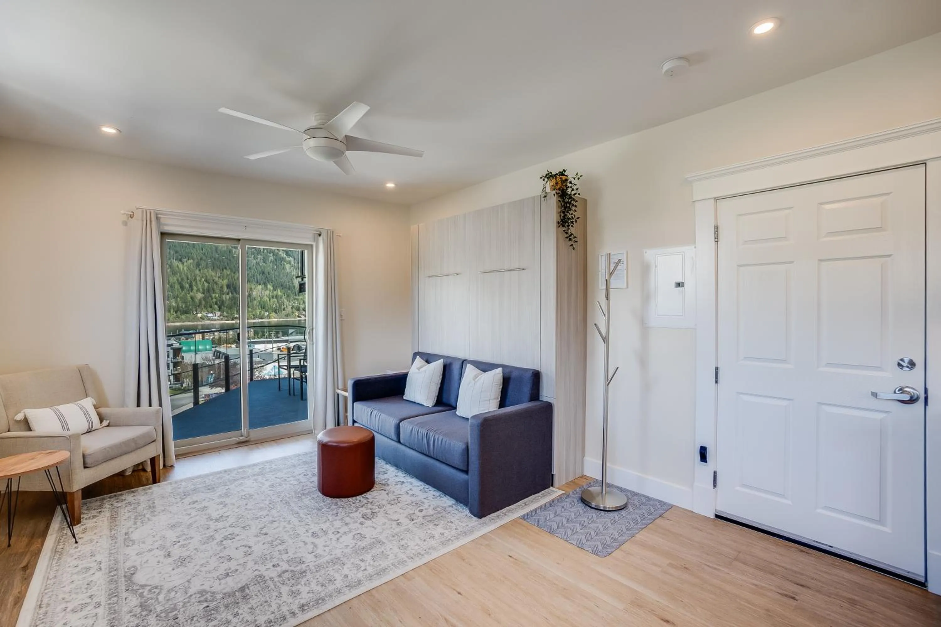 Balcony/Terrace in Stirling All Suites Hotel