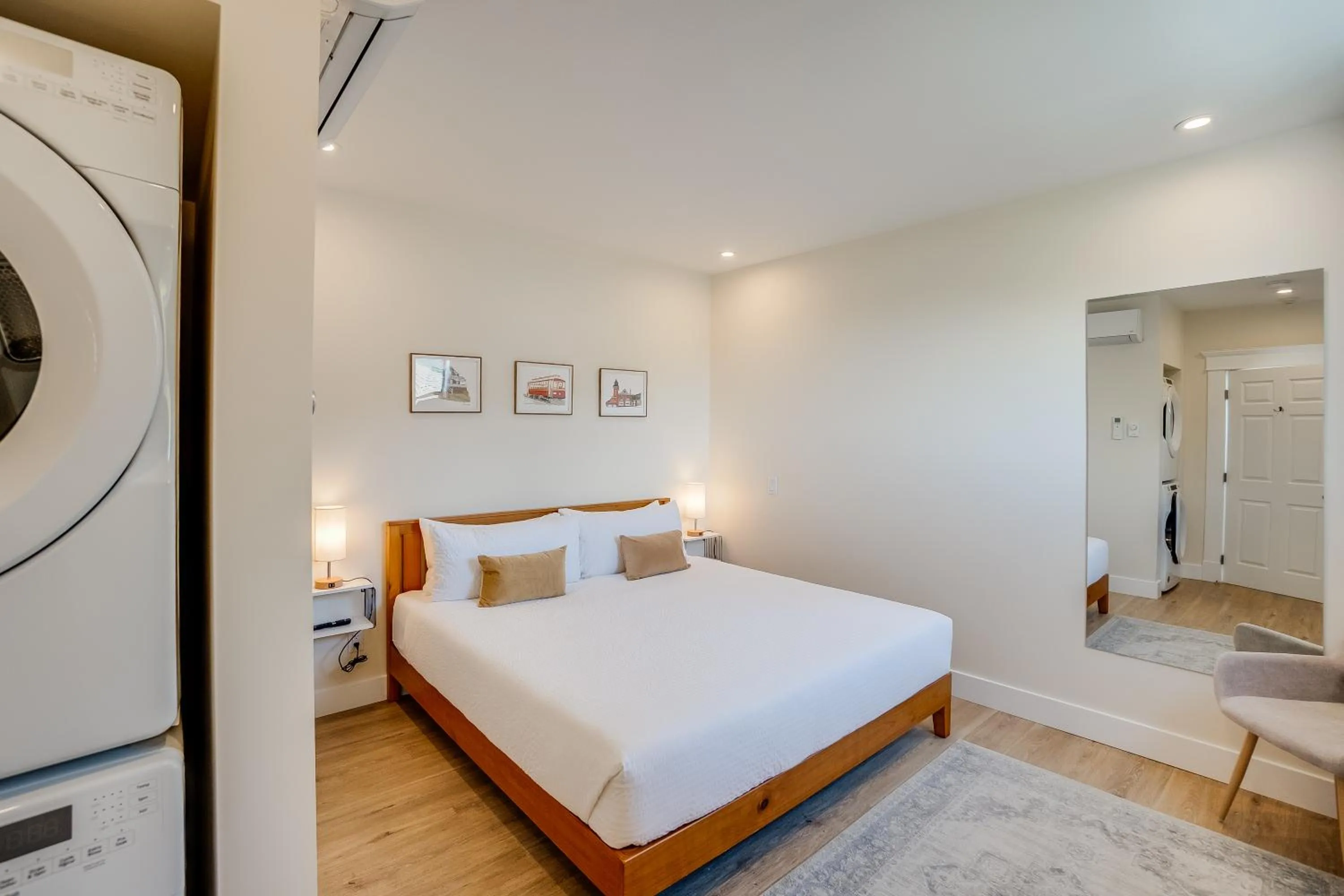 Bed in Stirling All Suites Hotel