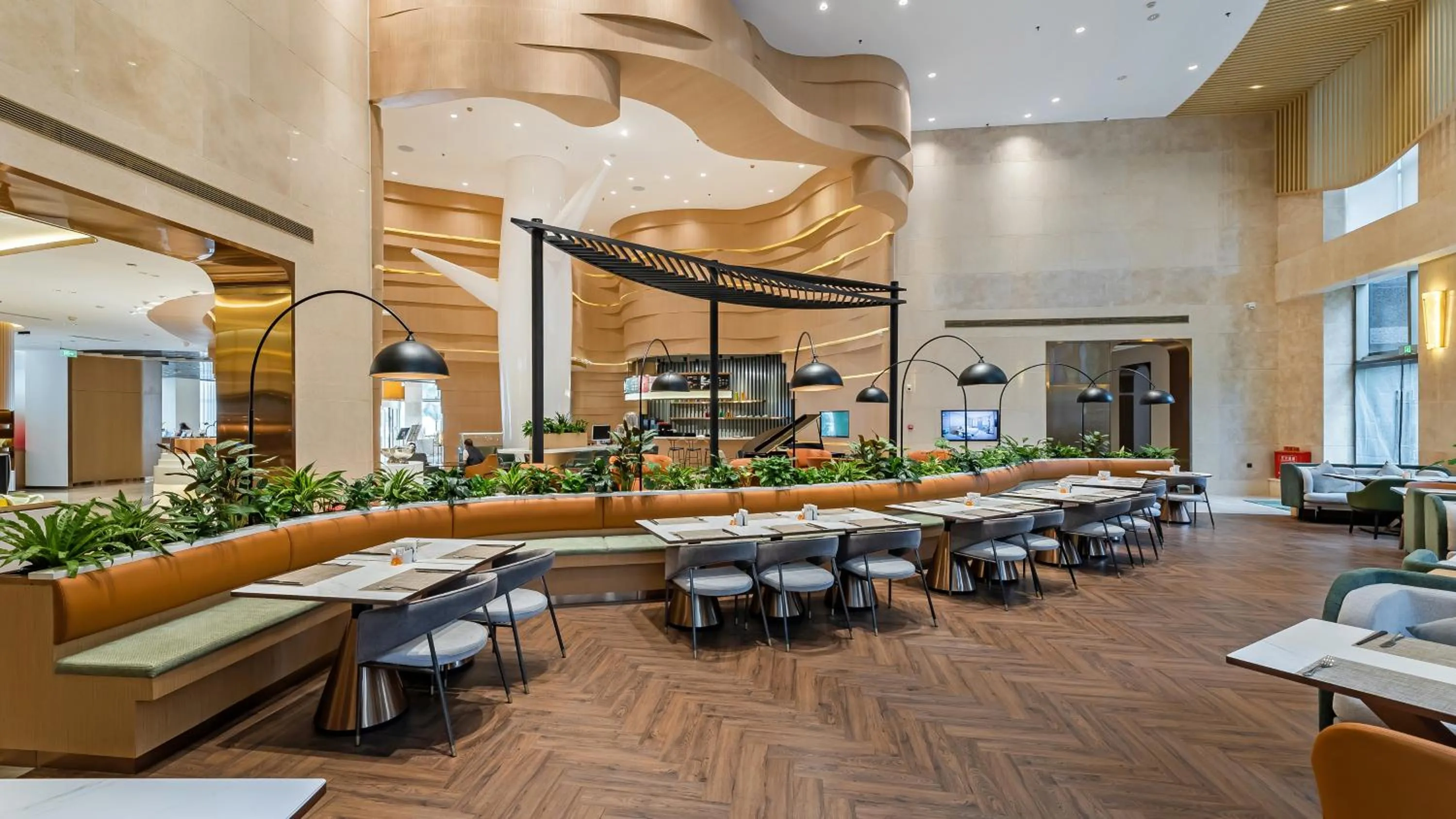 Restaurant/places to eat in Holiday Inn Chongqing Guanyinqiao, an IHG Hotel