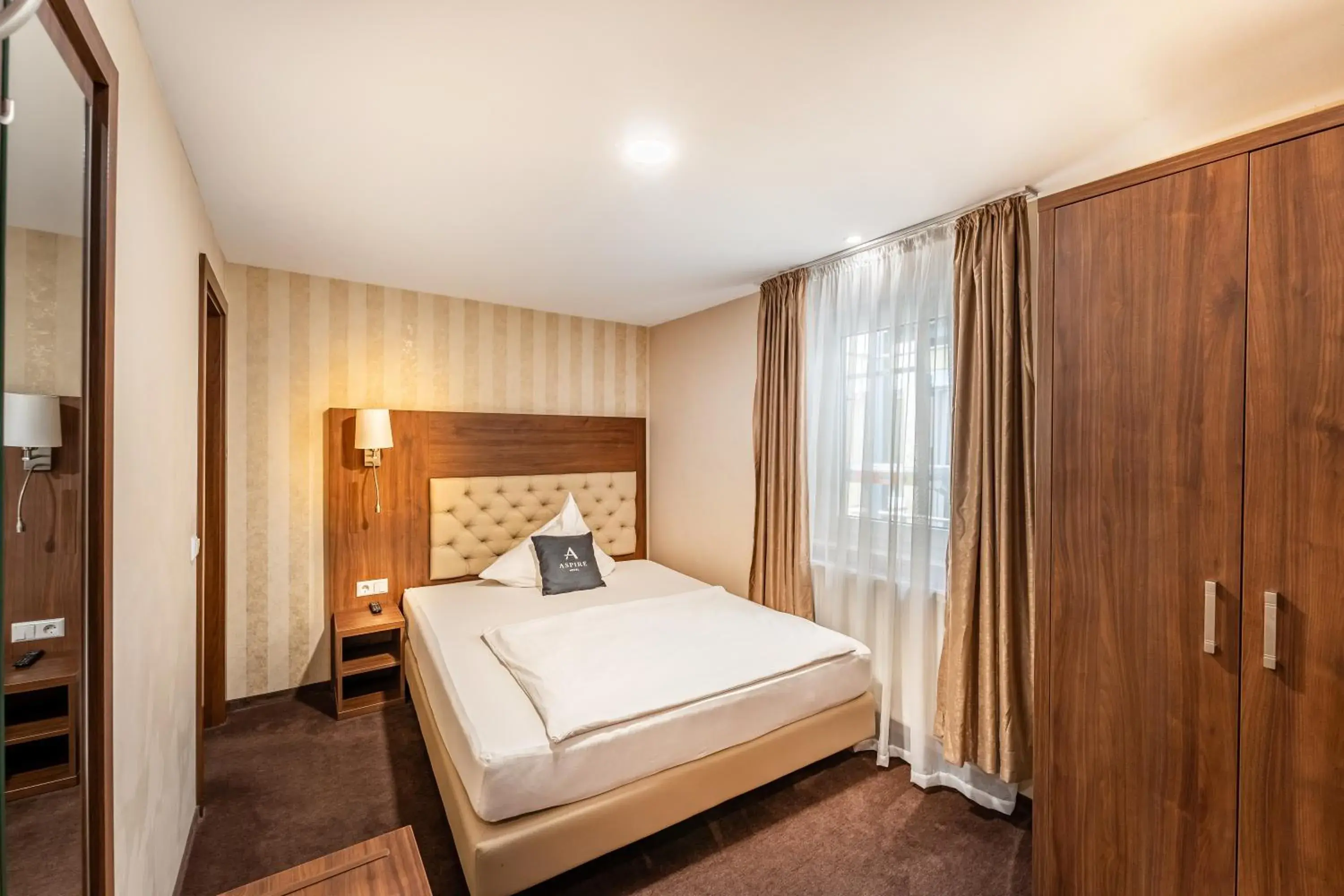 Bed in Aspire Castillo Reutlingen, Trademark Collection by Wyndham Bed in Aspire Castillo Reutlingen, Trademark Collection by Wyndham