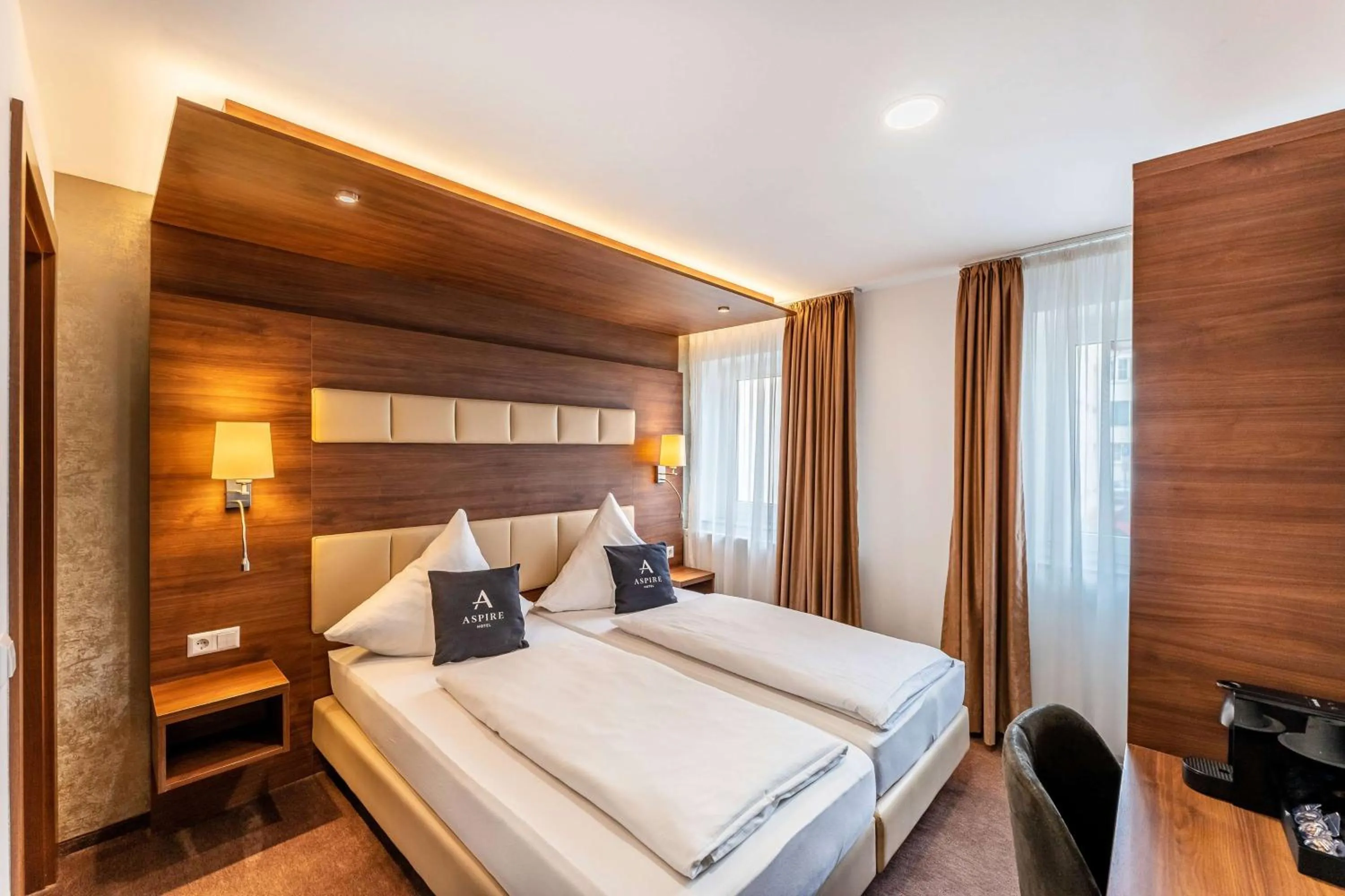 Bed in Stadthotel Reutlingen