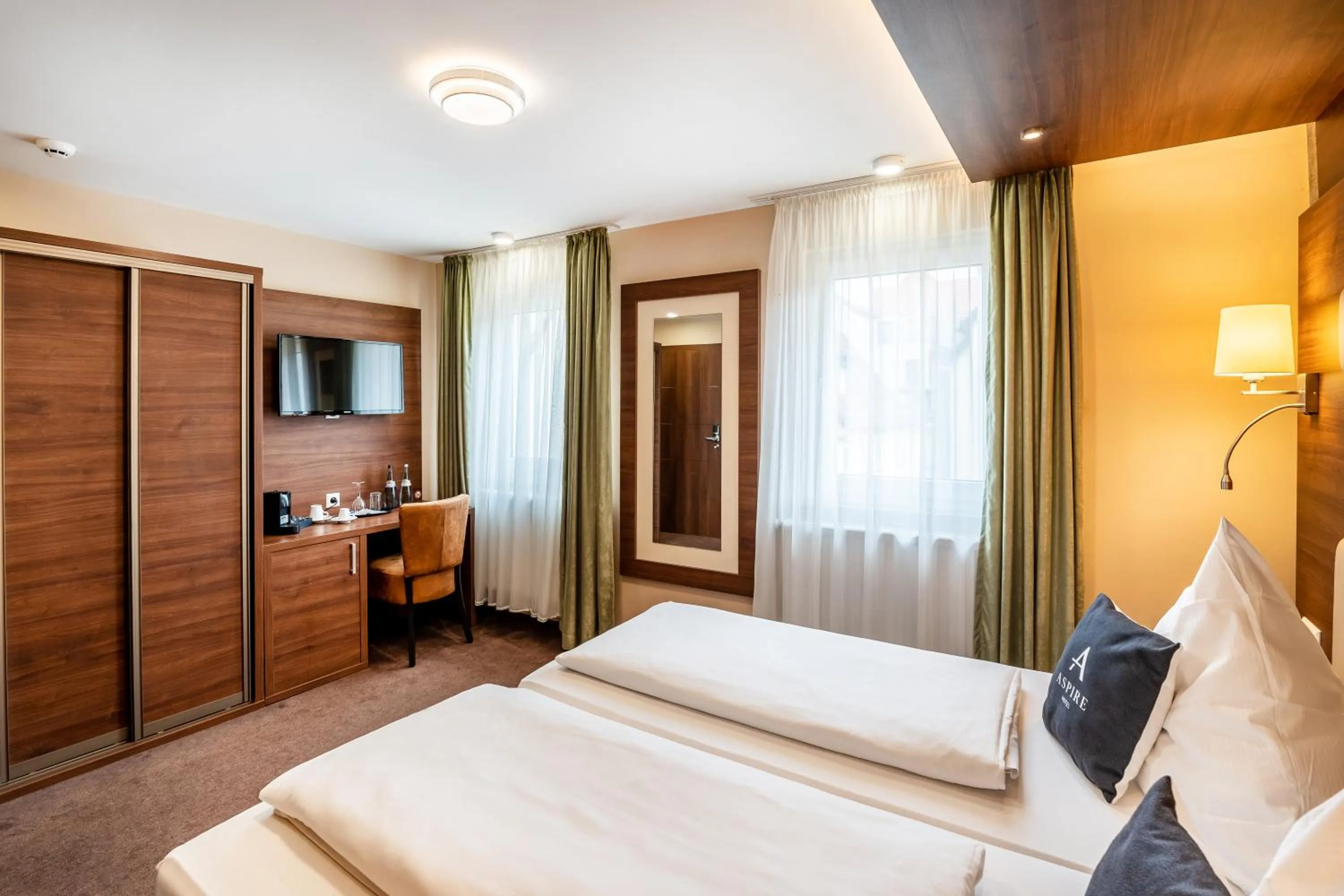 Bed in Stadthotel Reutlingen