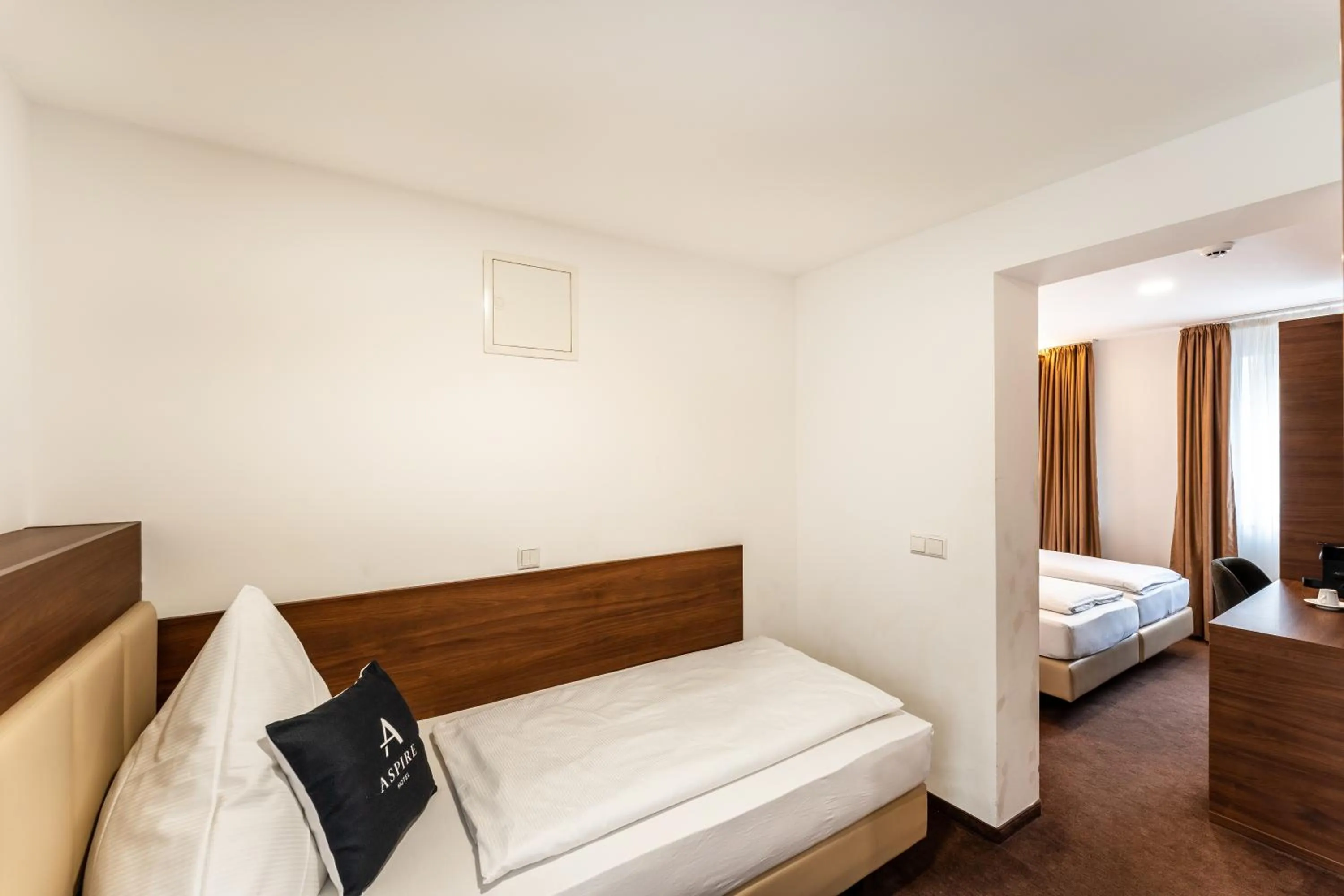 Bed in Stadthotel Reutlingen