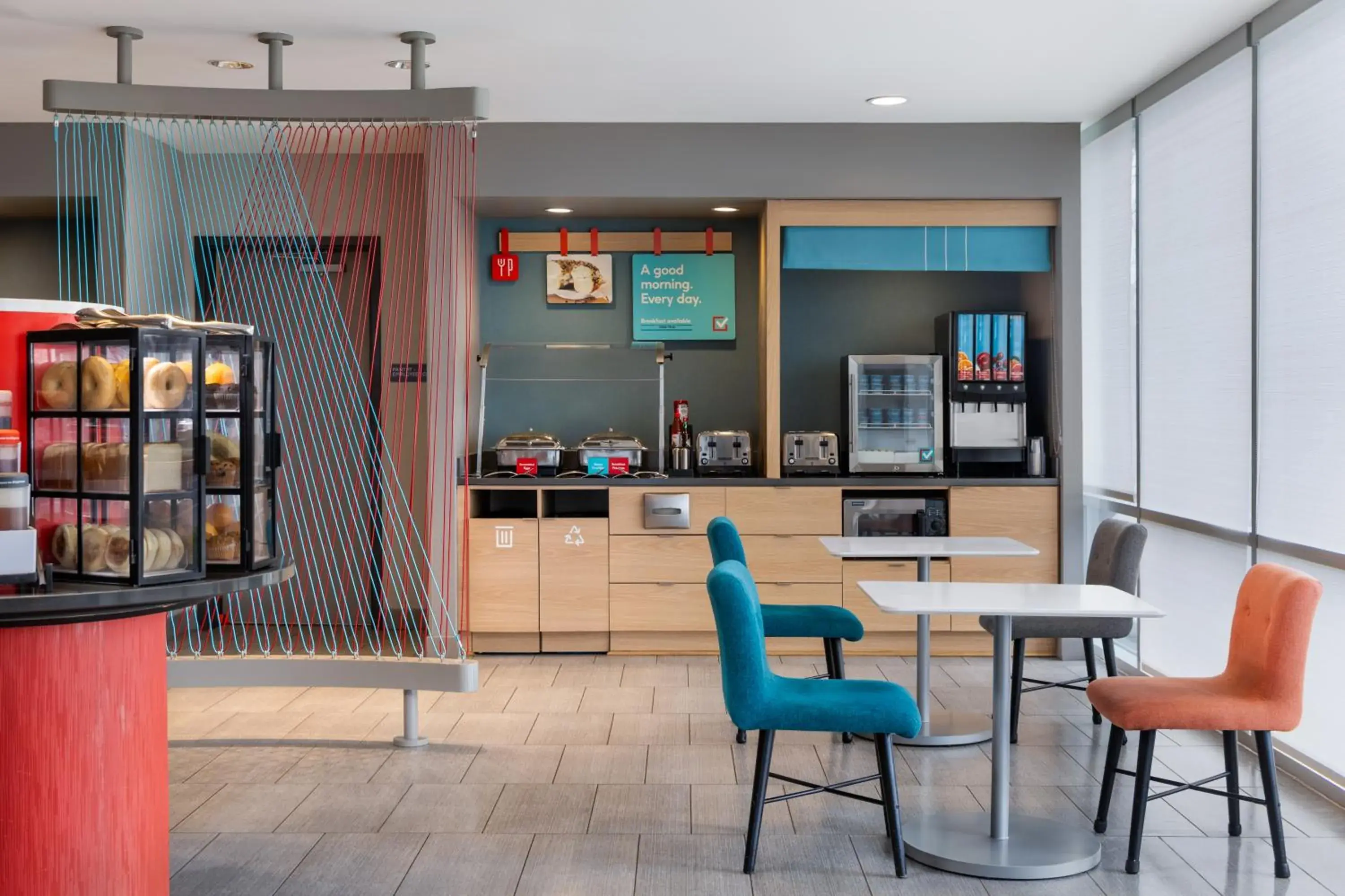 Breakfast in avid Hotel - Toronto - Vaughan Southwest by IHG Breakfast in avid Hotel - Toronto - Vaughan Southwest by IHG