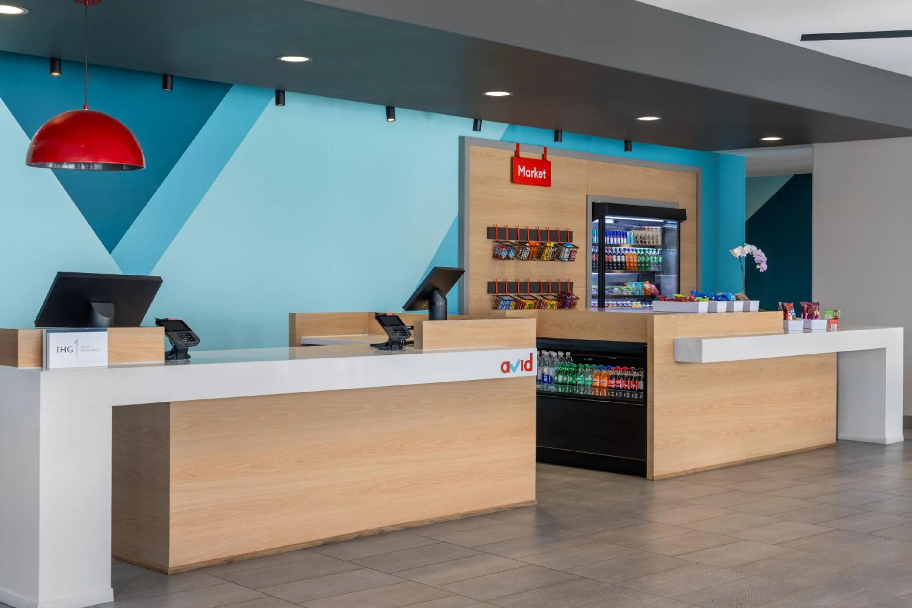 Lobby or reception in avid Hotel - Toronto - Vaughan Southwest by IHG